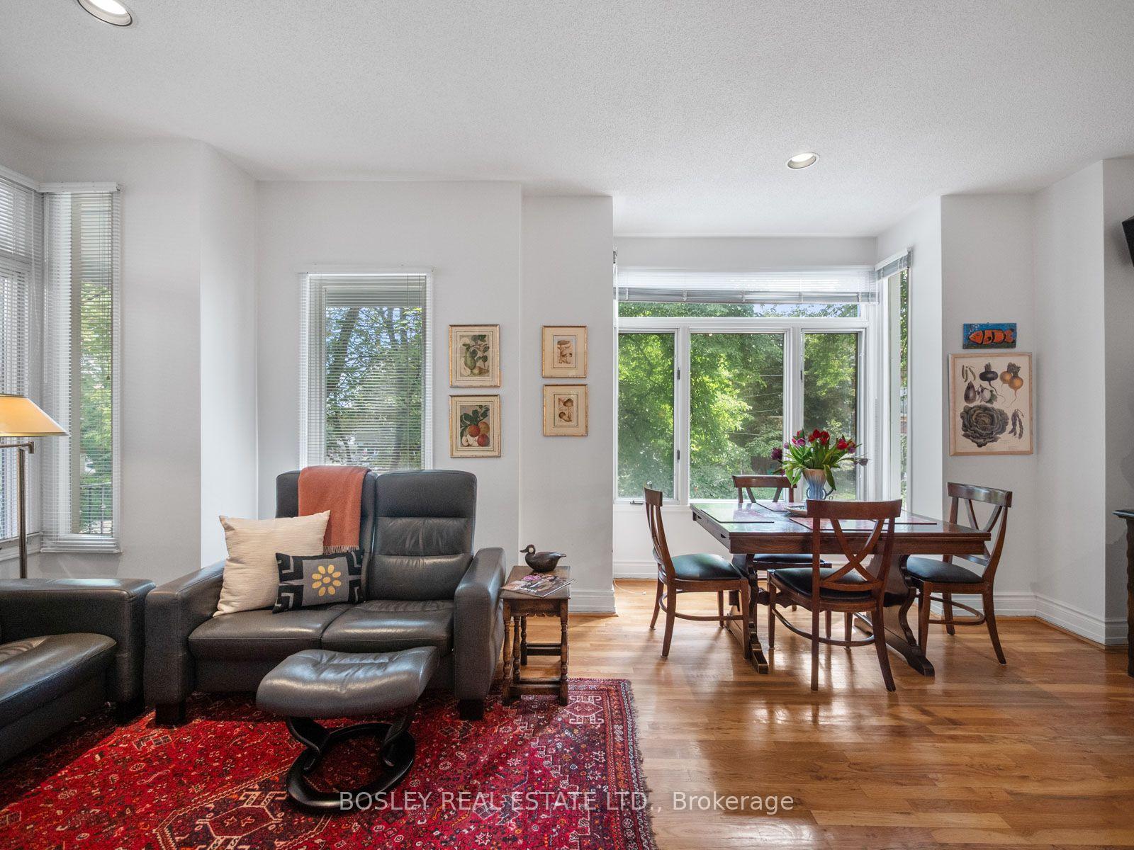 Photo 7 of 10 De Savery Crescent, Toronto, Mount Pleasant West — HOMEH