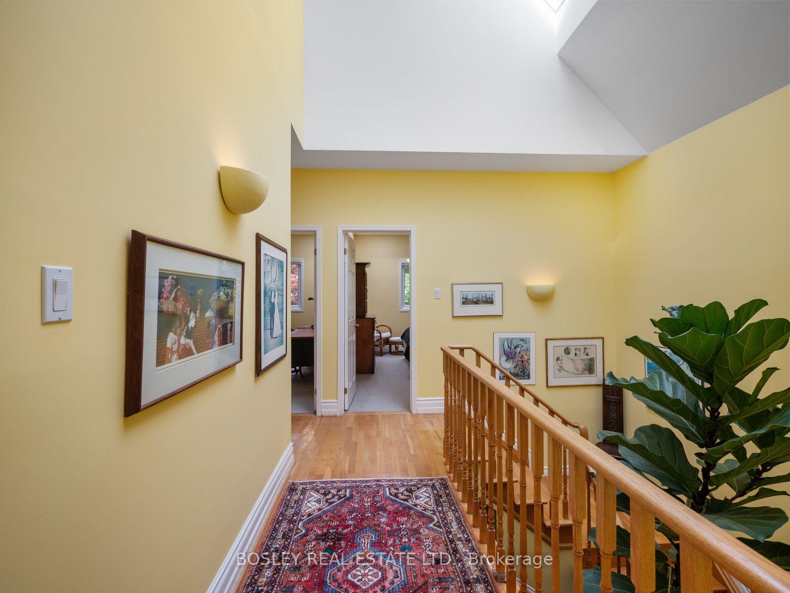 Photo 30 of 10 De Savery Crescent, Toronto, Mount Pleasant West — HOMEH