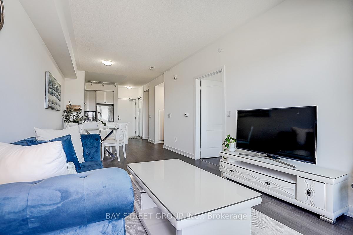 Photo 15 of Unit 348, 555 William Graham Drive, Aurora, Rural Aurora — HOMEH
