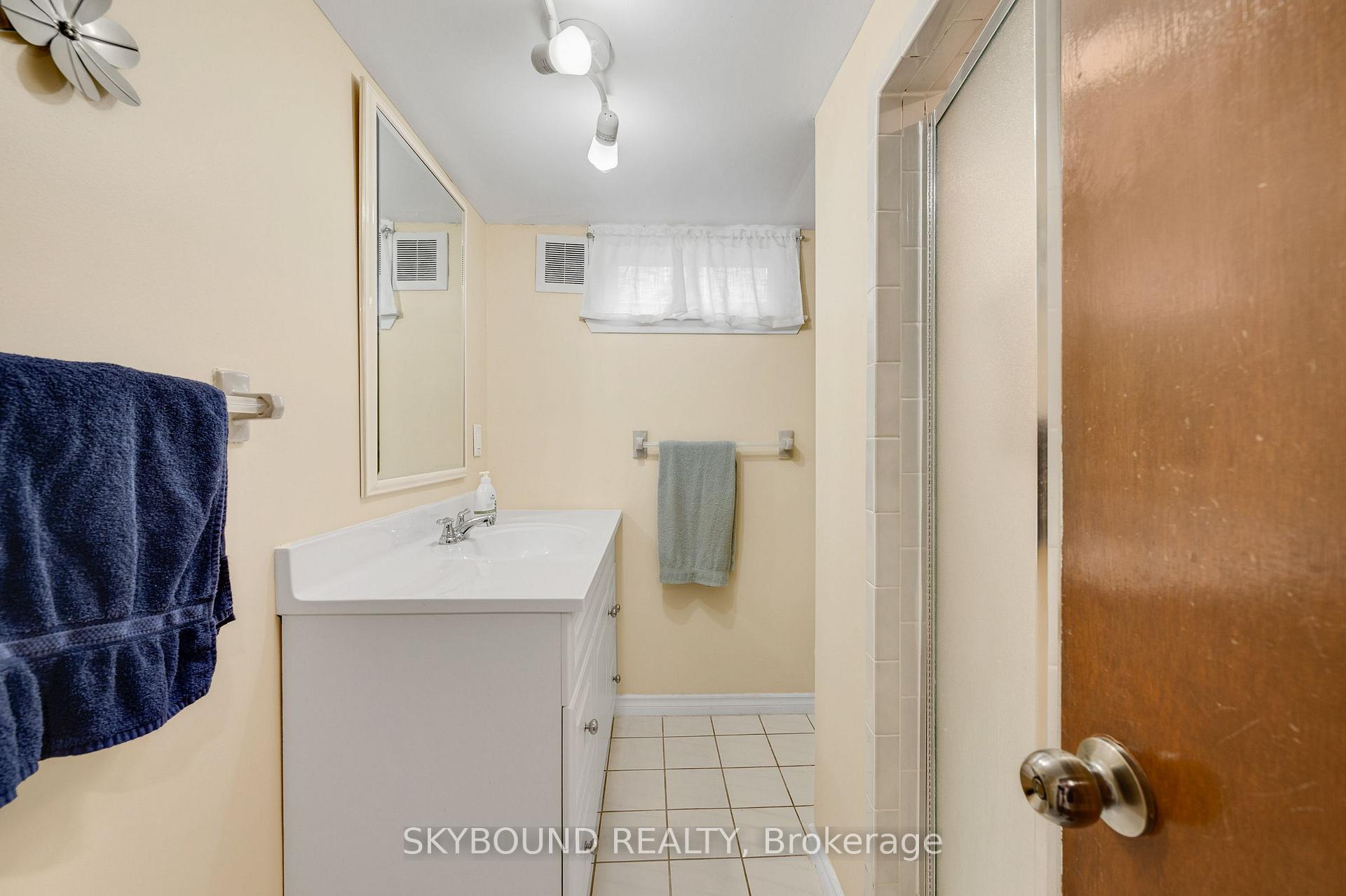 Photo 24 of 68 Ted Street, St. Catharines, Fairview — HOMEH