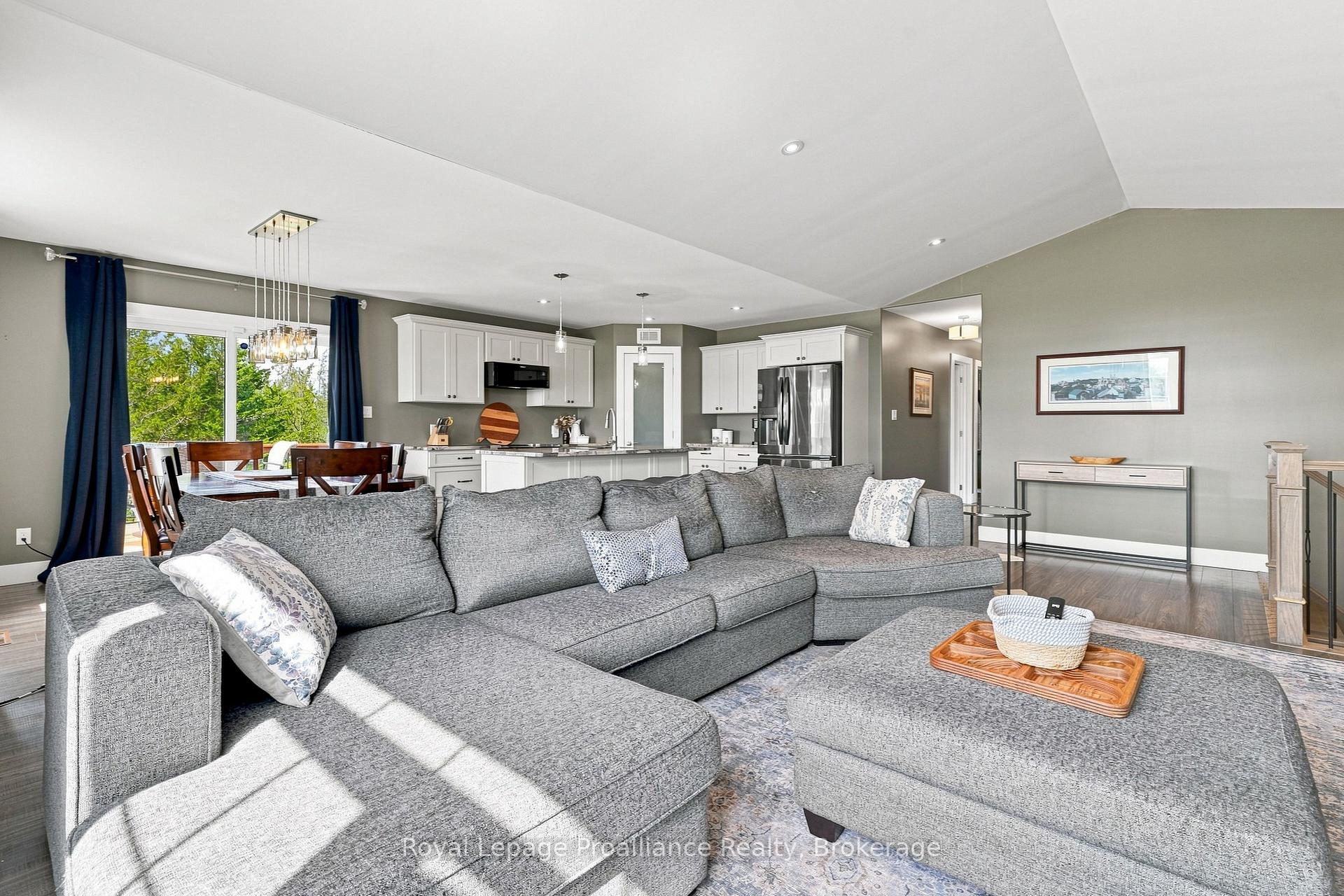 Photo 11 of 608 Mitchell Road, Belleville, Belleville Ward — HOMEH