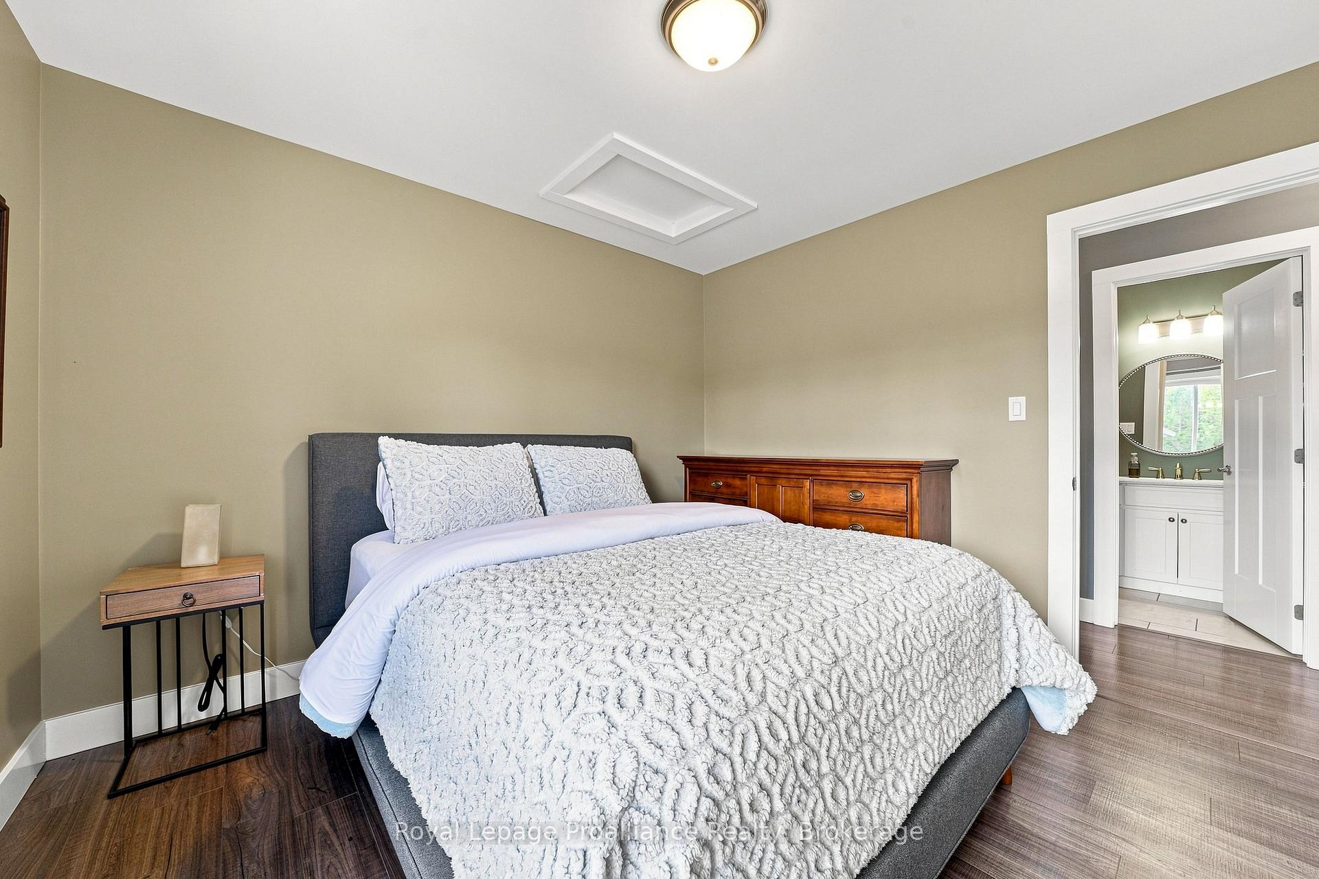 Photo 23 of 608 Mitchell Road, Belleville, Belleville Ward — HOMEH