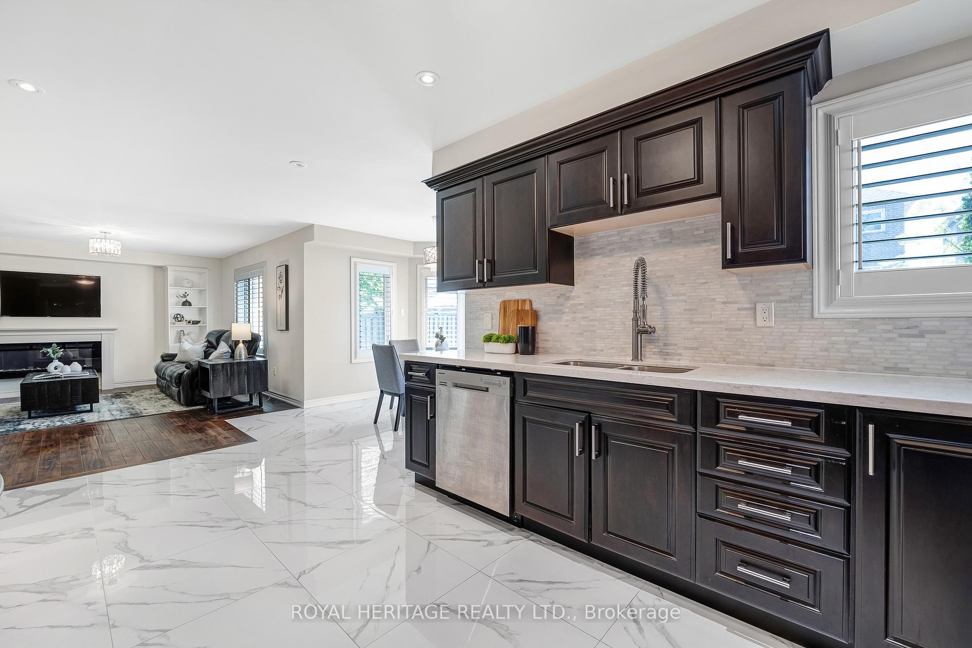 Photo 10 of 1856 Rosebank Road, Pickering, Amberlea — HOMEH