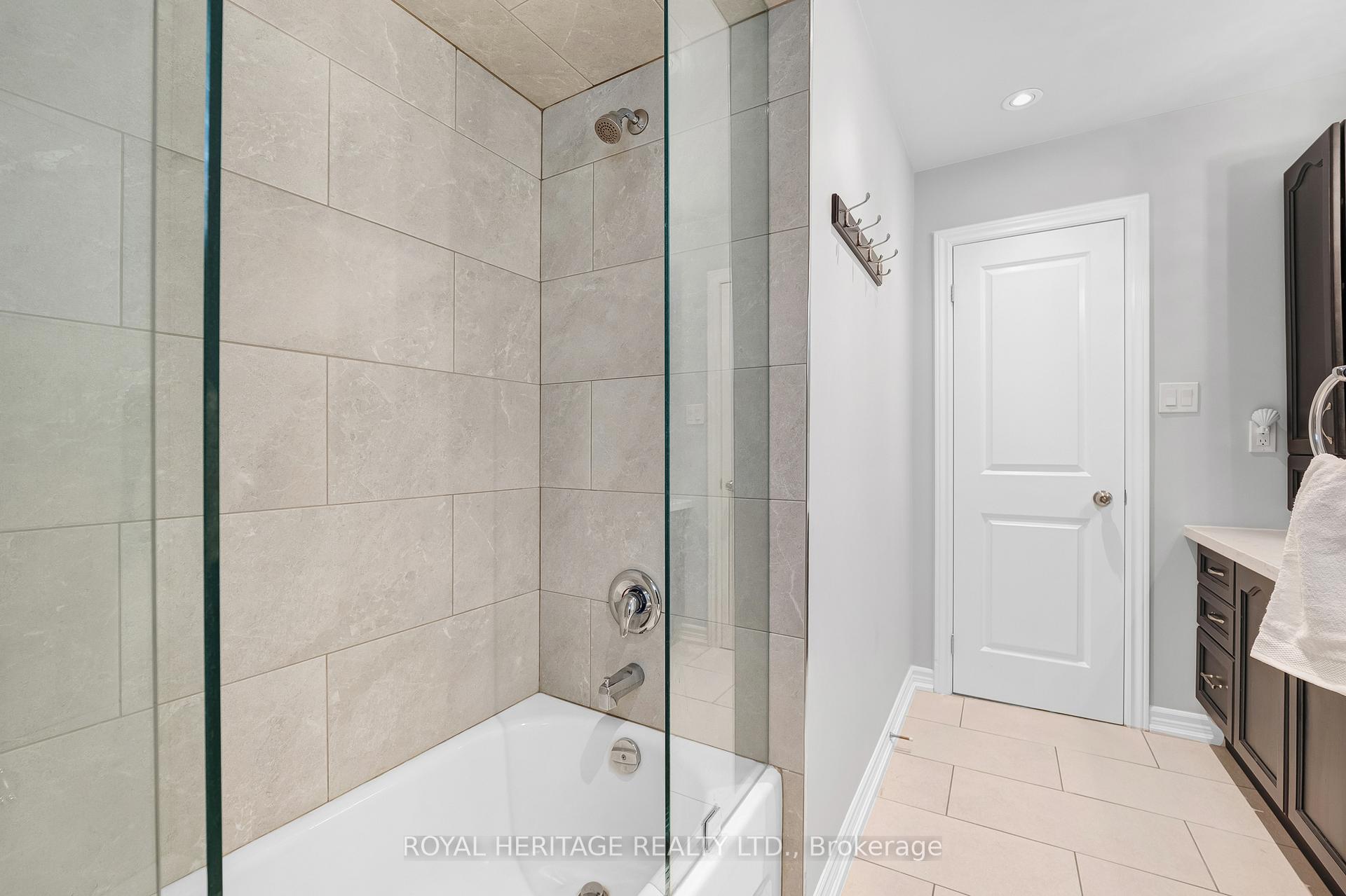 Photo 27 of 1856 Rosebank Road, Pickering, Amberlea — HOMEH