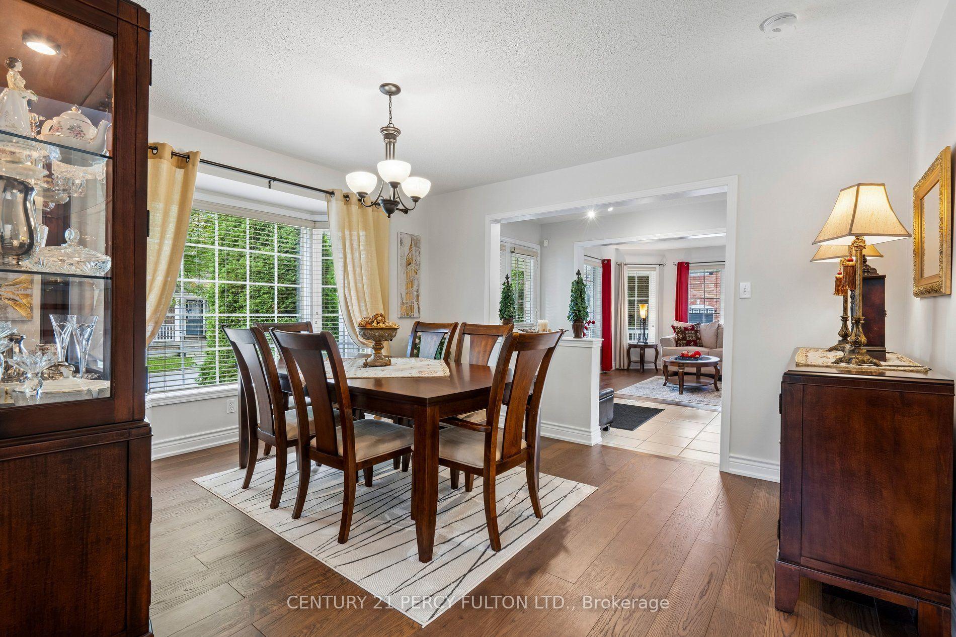 Photo 7 of 33 Redbud Street, Markham, Wismer — HOMEH