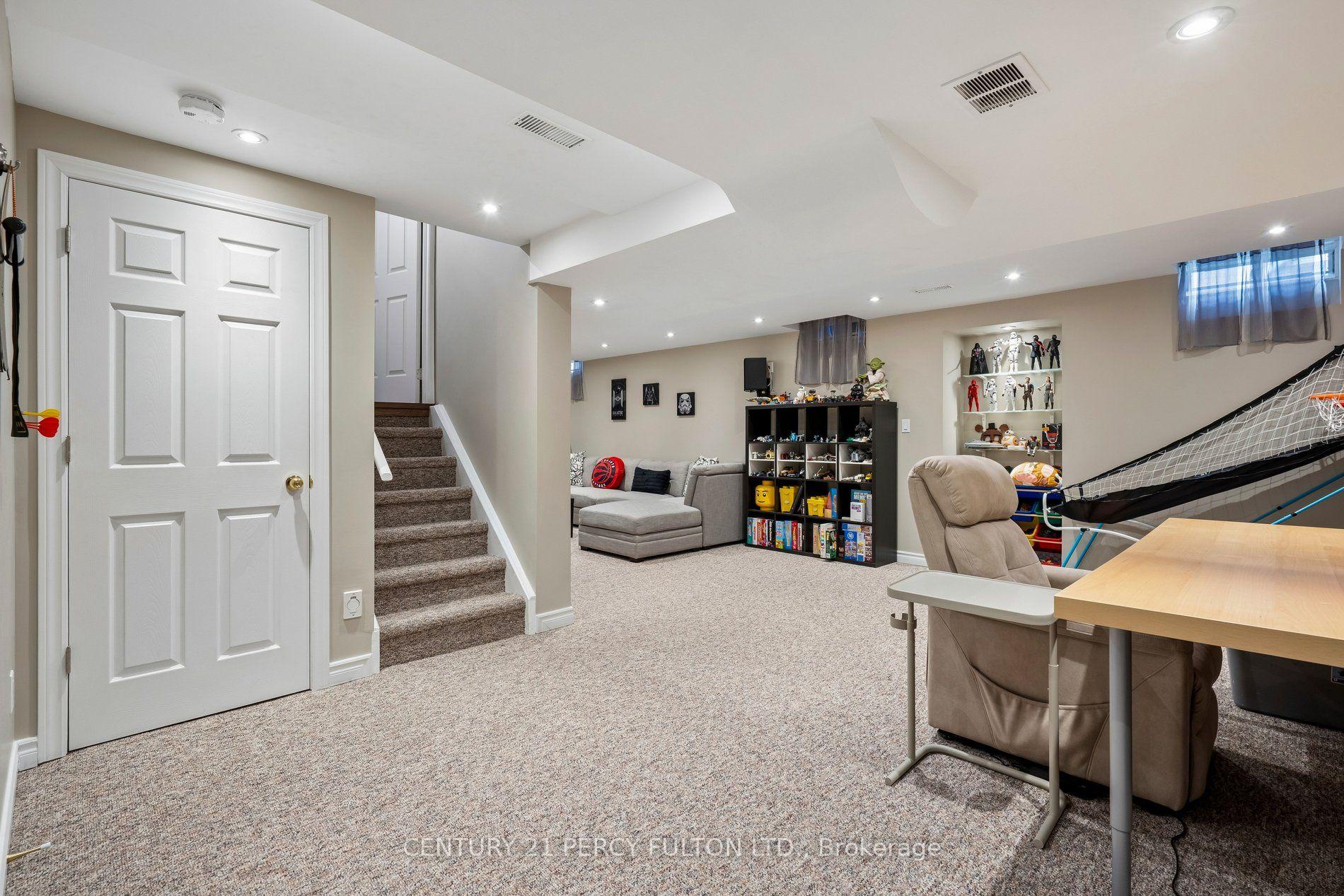 Photo 32 of 33 Redbud Street, Markham, Wismer — HOMEH