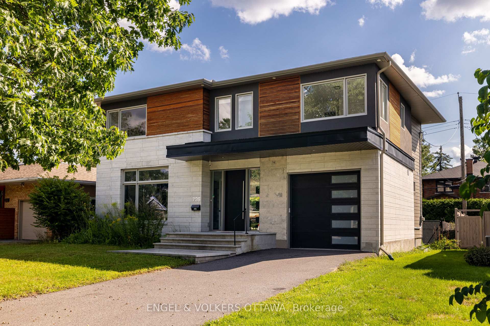 Photo 2 of 736 Sherbourne Road, Ottawa, Carlingwood — HOMEH
