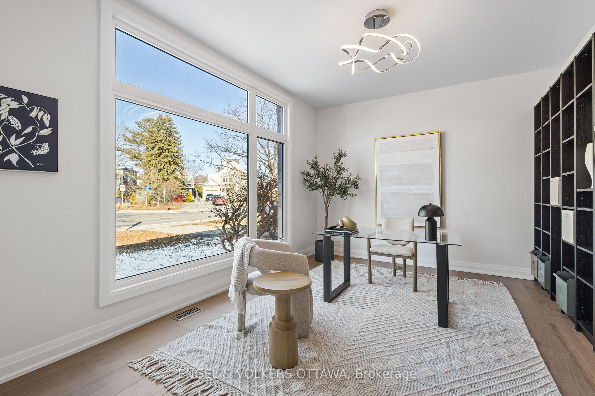 Photo 5 of 736 Sherbourne Road, Ottawa, Carlingwood — HOMEH