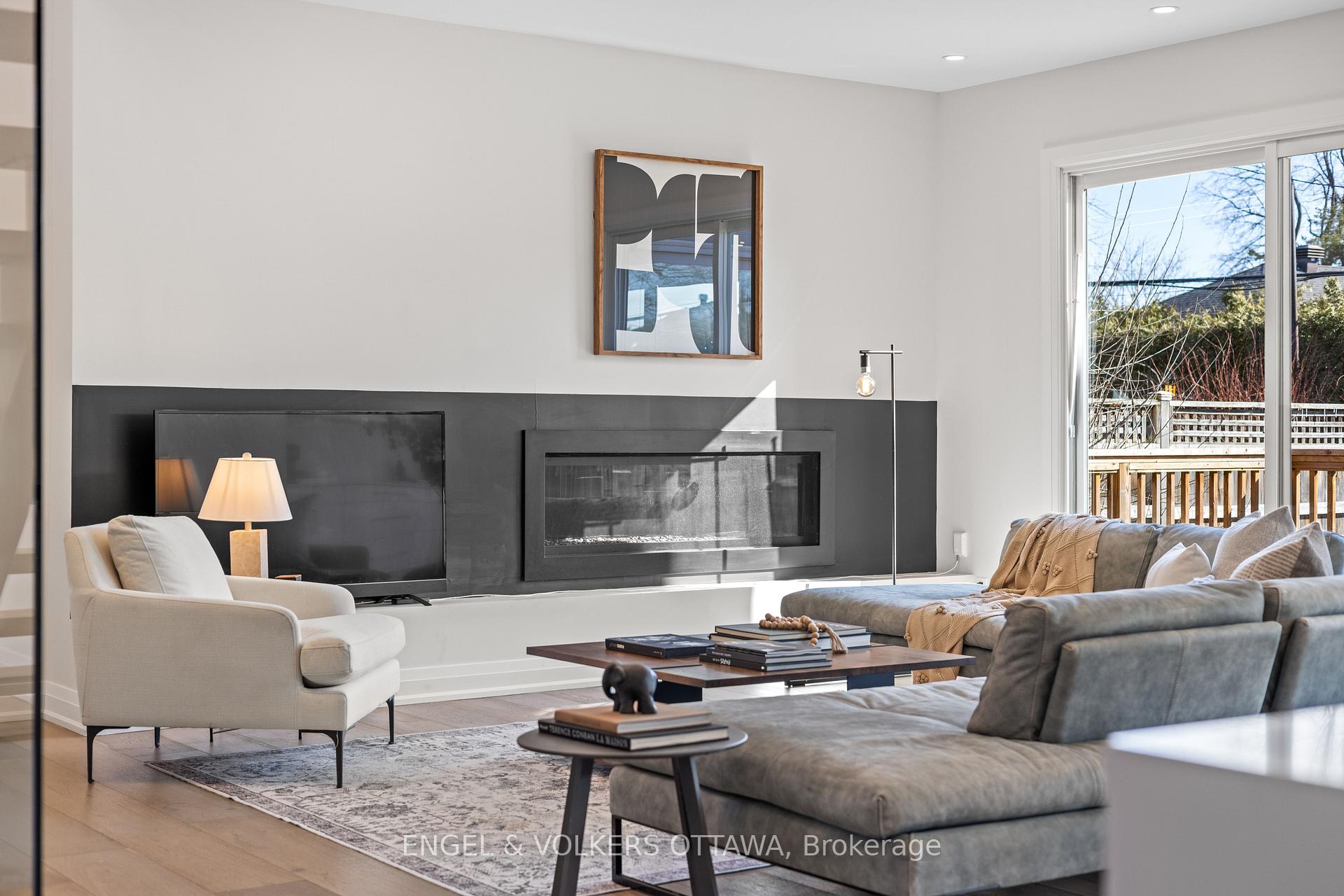Photo 7 of 736 Sherbourne Road, Ottawa, Carlingwood — HOMEH
