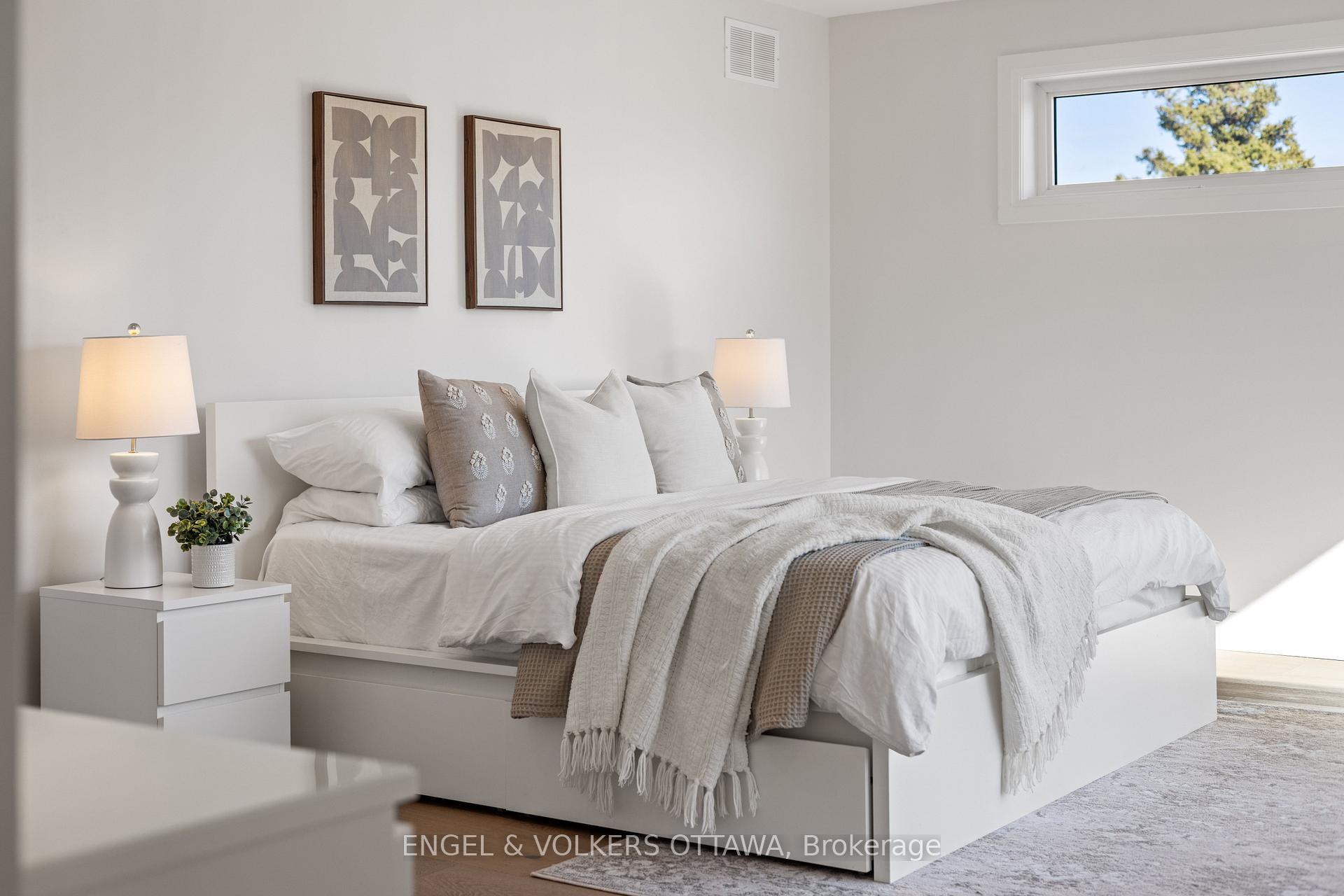 Photo 28 of 736 Sherbourne Road, Ottawa, Carlingwood — HOMEH