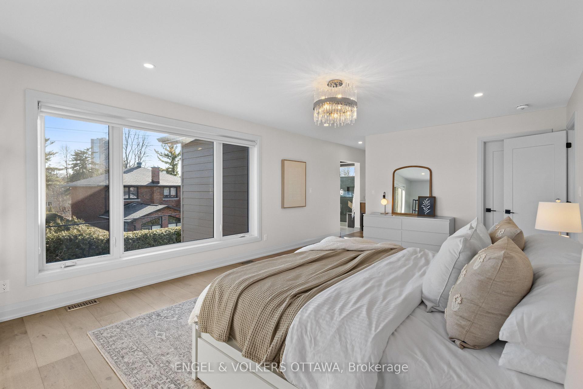 Photo 29 of 736 Sherbourne Road, Ottawa, Carlingwood — HOMEH