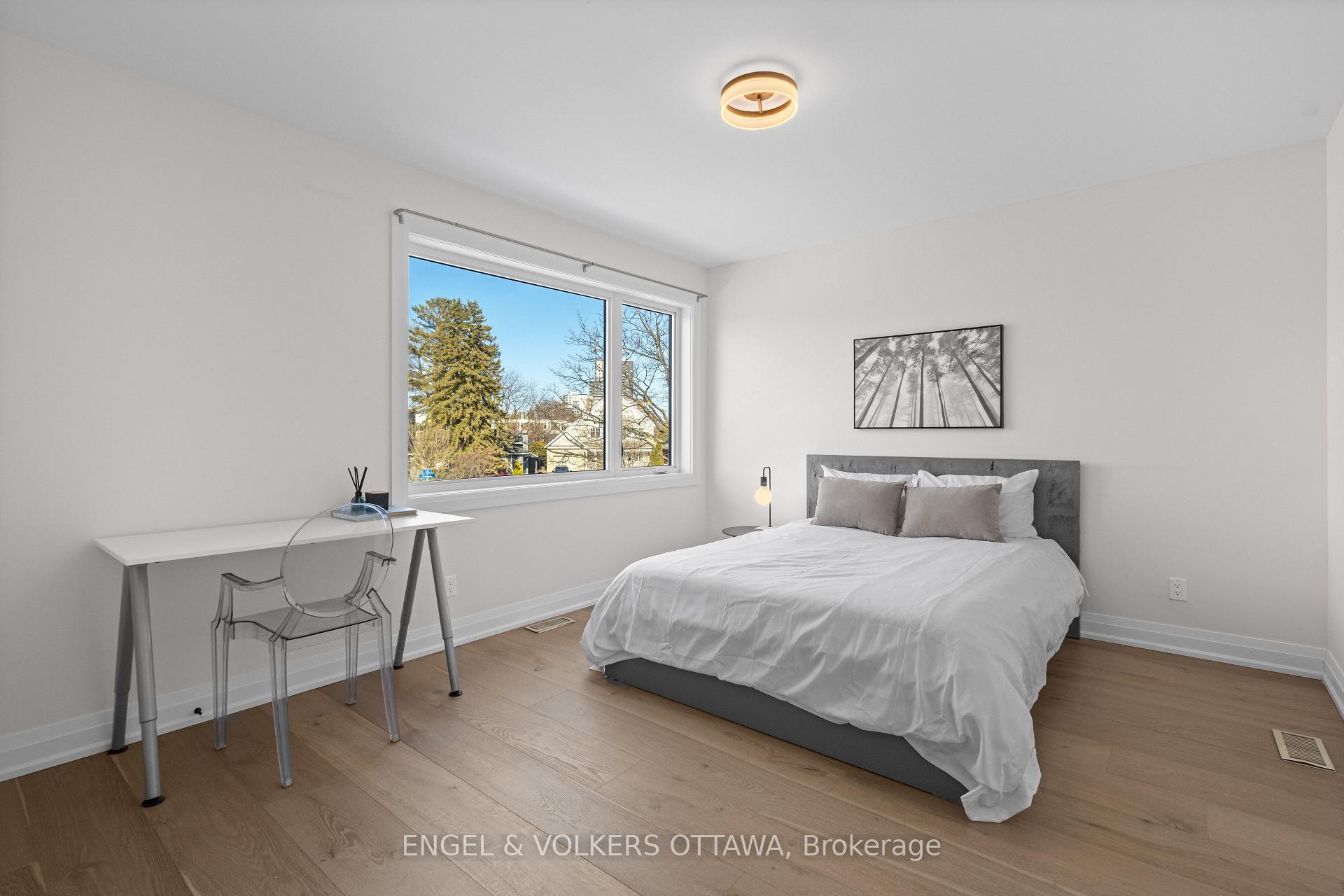 Photo 38 of 736 Sherbourne Road, Ottawa, Carlingwood — HOMEH