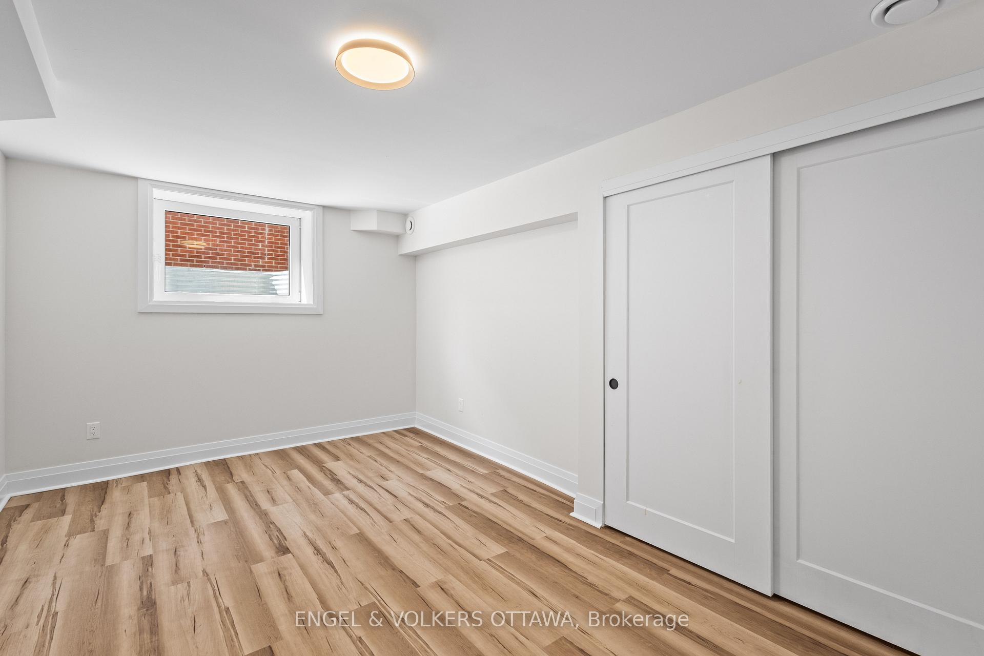 Photo 44 of 736 Sherbourne Road, Ottawa, Carlingwood — HOMEH