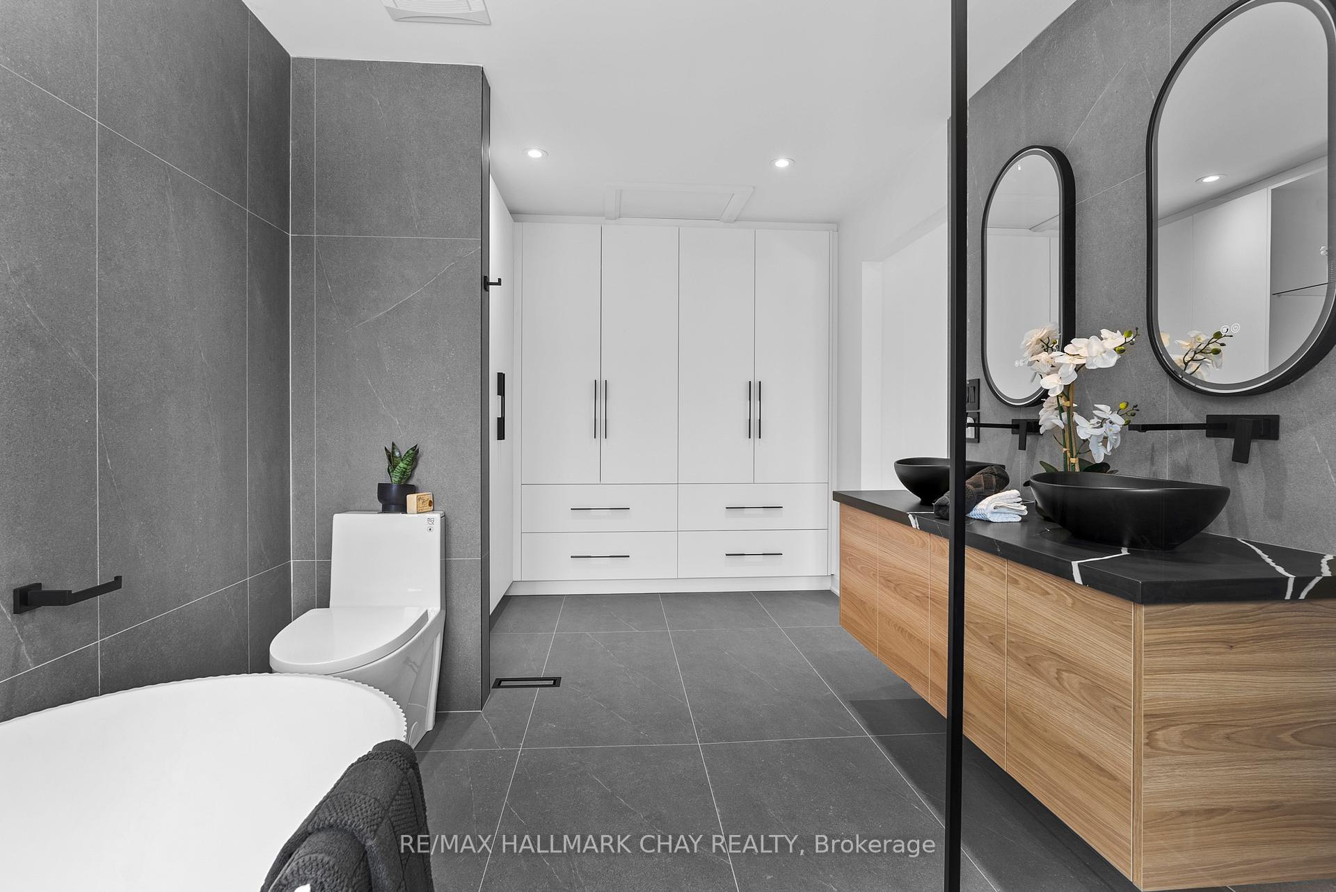 Photo 20 of 110 Glendower Crescent, Georgina, Keswick North — HOMEH