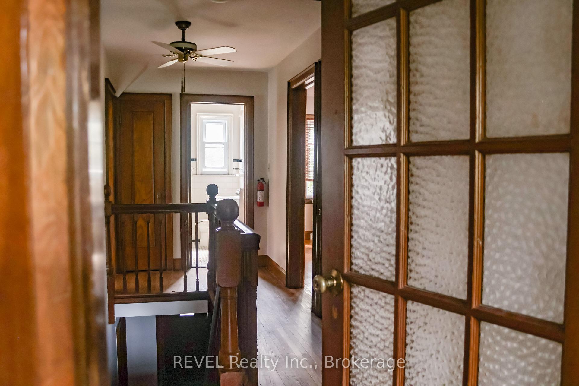 Photo 9 of Unit Upper, 55 Maple Street, St. Catharines, Downtown — HOMEH