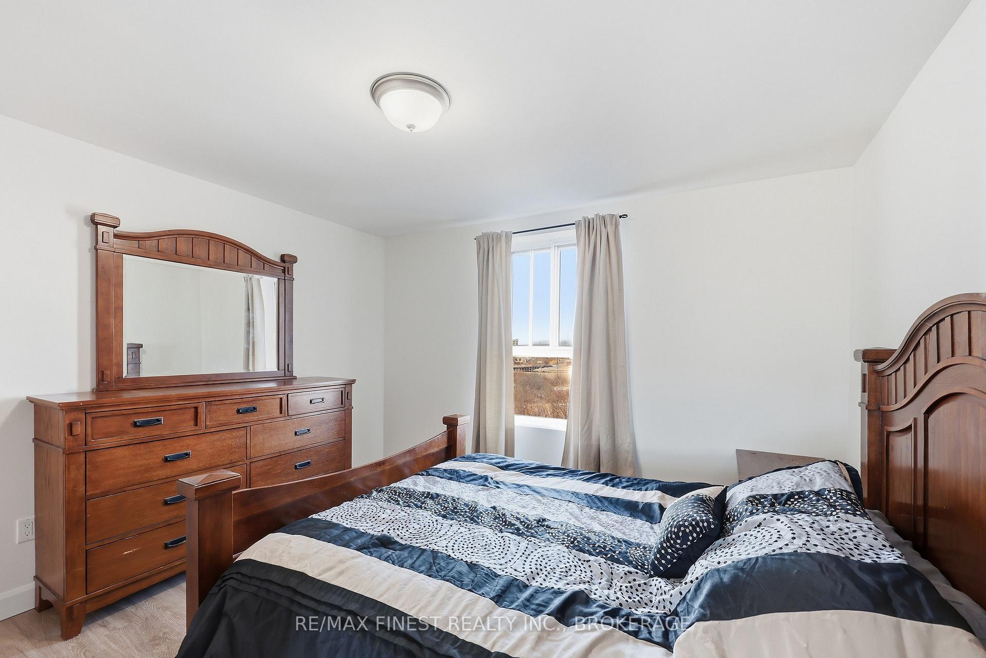 Photo 27 of Unit 408, 334 Queen Mary Road, Kingston, West of Sir John A. Blvd — HOMEH