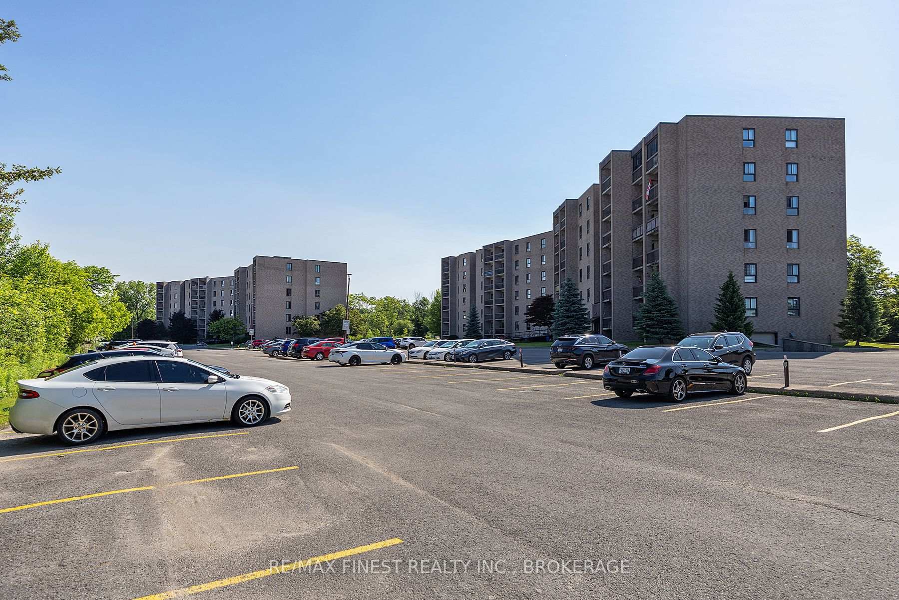 Photo 39 of Unit 408, 334 Queen Mary Road, Kingston, West of Sir John A. Blvd — HOMEH