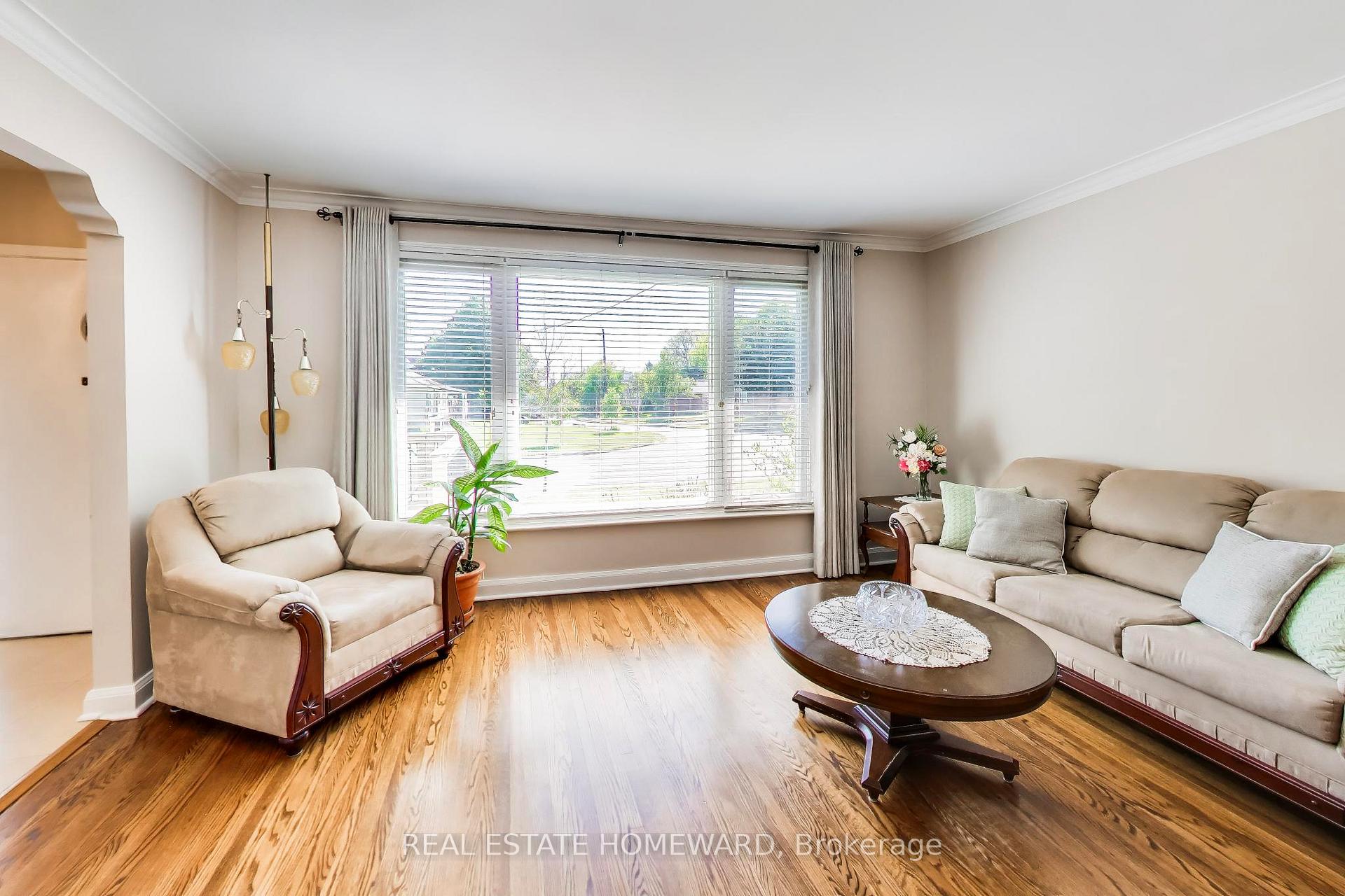 Photo 10 of 4 Martorino Drive, Scarborough, Kennedy Park — HOMEH