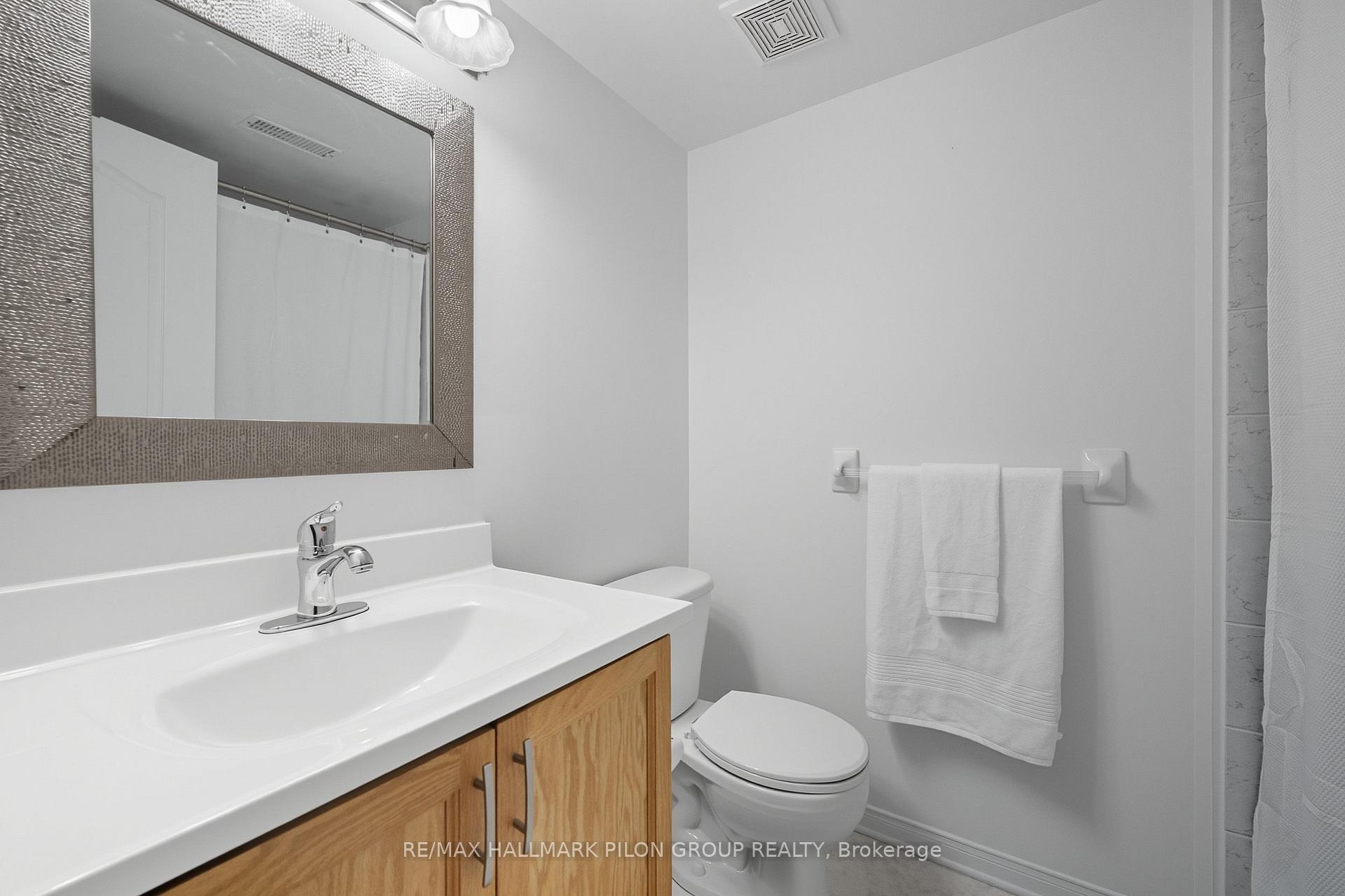 Photo 15 of 10 Lakepointe Drive, Ottawa, Avalon East — HOMEH