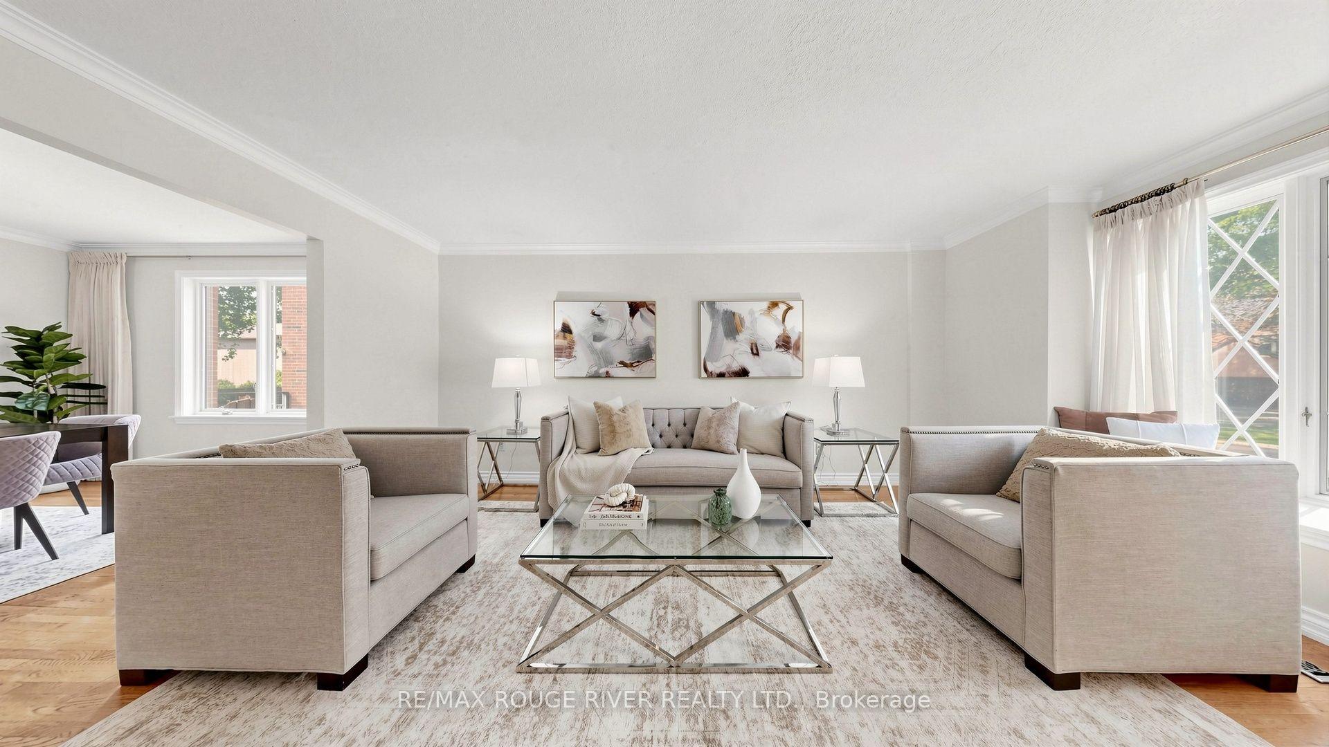 Photo 8 of 31 Delbeatrice Crescent, Scarborough, Centennial Scarborough — HOMEH
