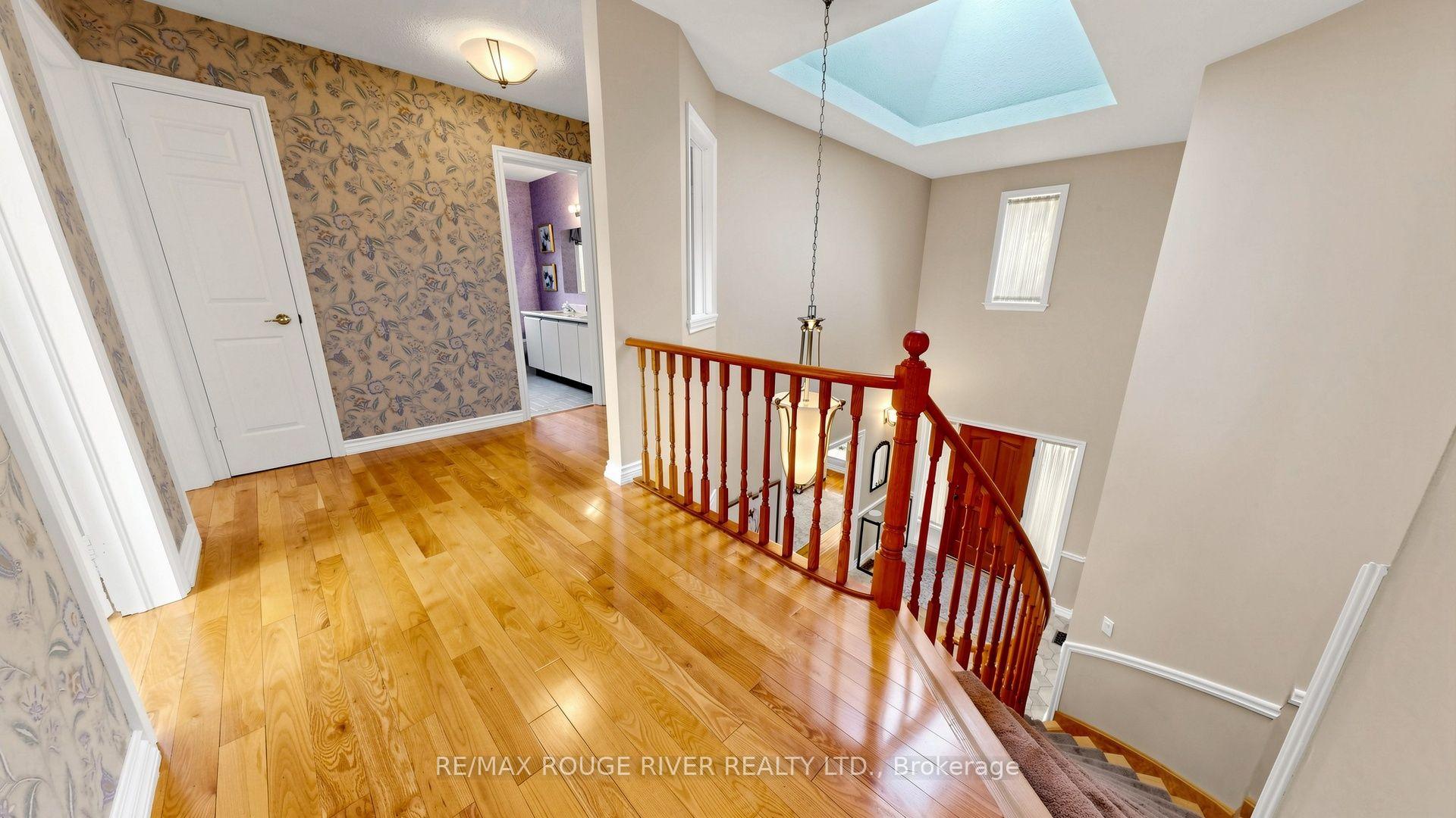 Photo 23 of 31 Delbeatrice Crescent, Scarborough, Centennial Scarborough — HOMEH