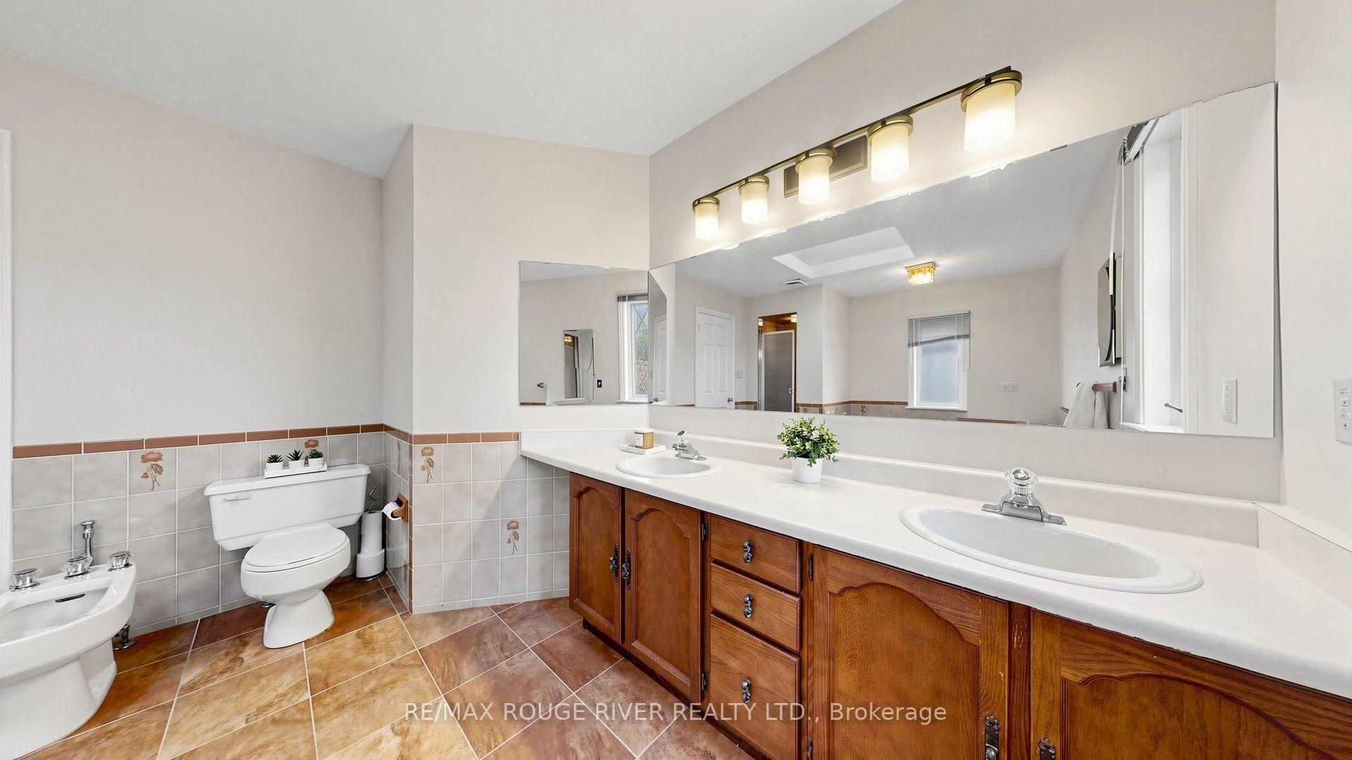 Photo 27 of 31 Delbeatrice Crescent, Scarborough, Centennial Scarborough — HOMEH