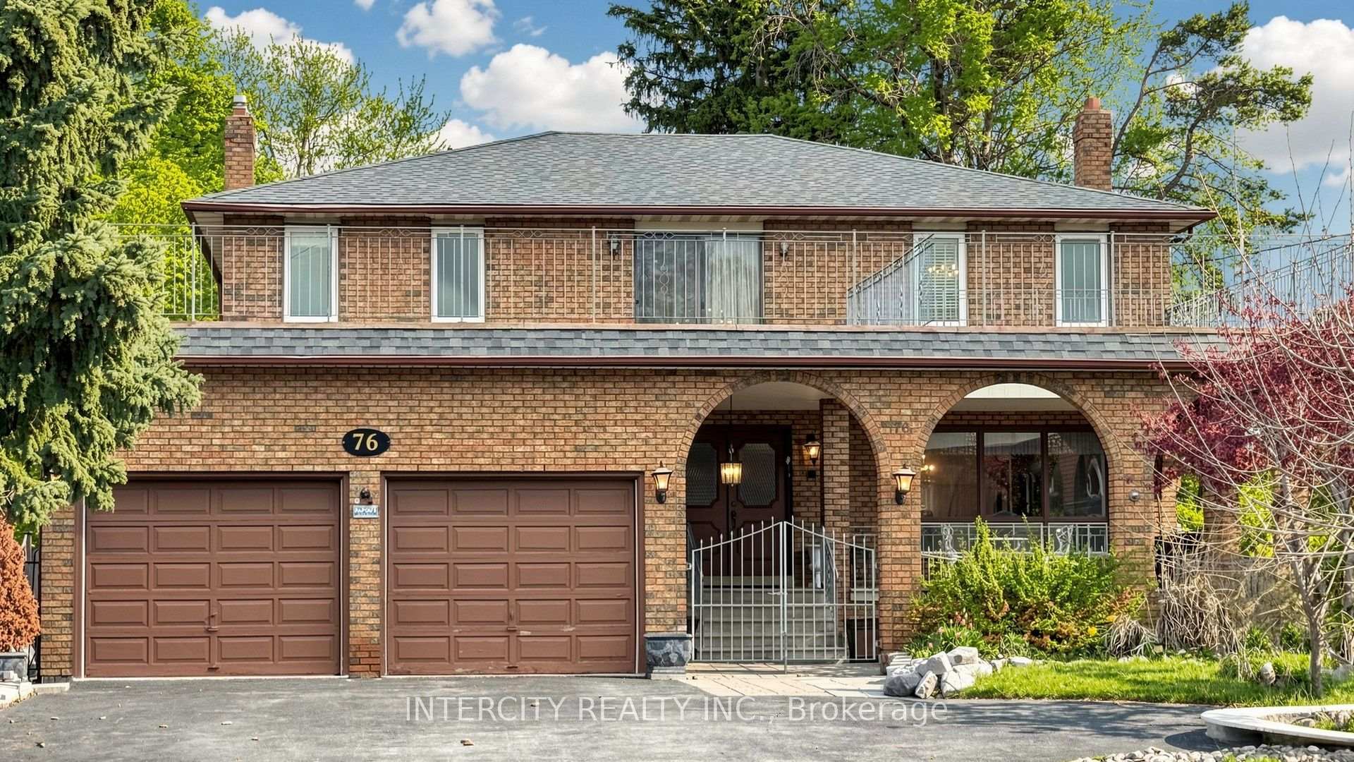 Photo 2 of 76 Spruce Avenue, Richmond Hill, South Richvale — HOMEH