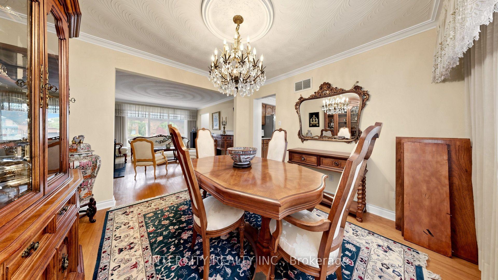 Photo 9 of 76 Spruce Avenue, Richmond Hill, South Richvale — HOMEH
