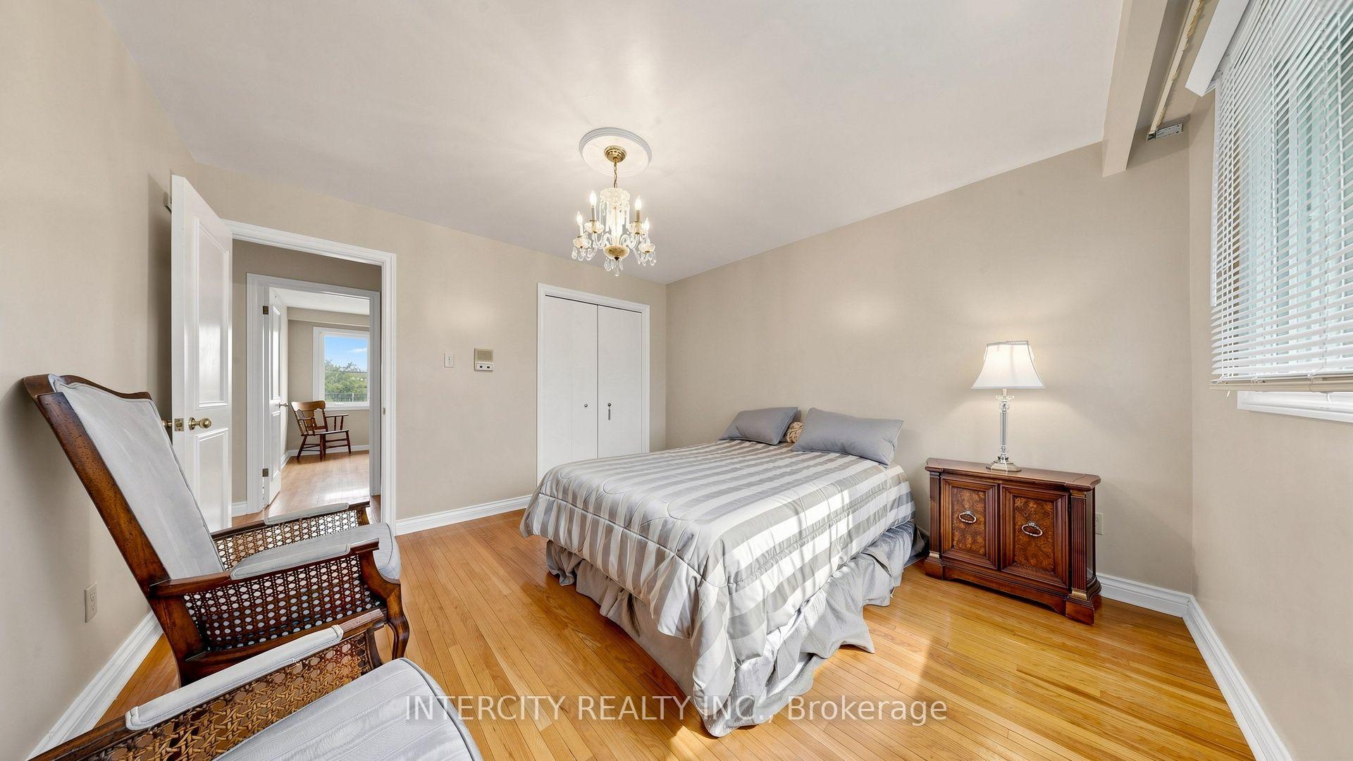 Photo 34 of 76 Spruce Avenue, Richmond Hill, South Richvale — HOMEH