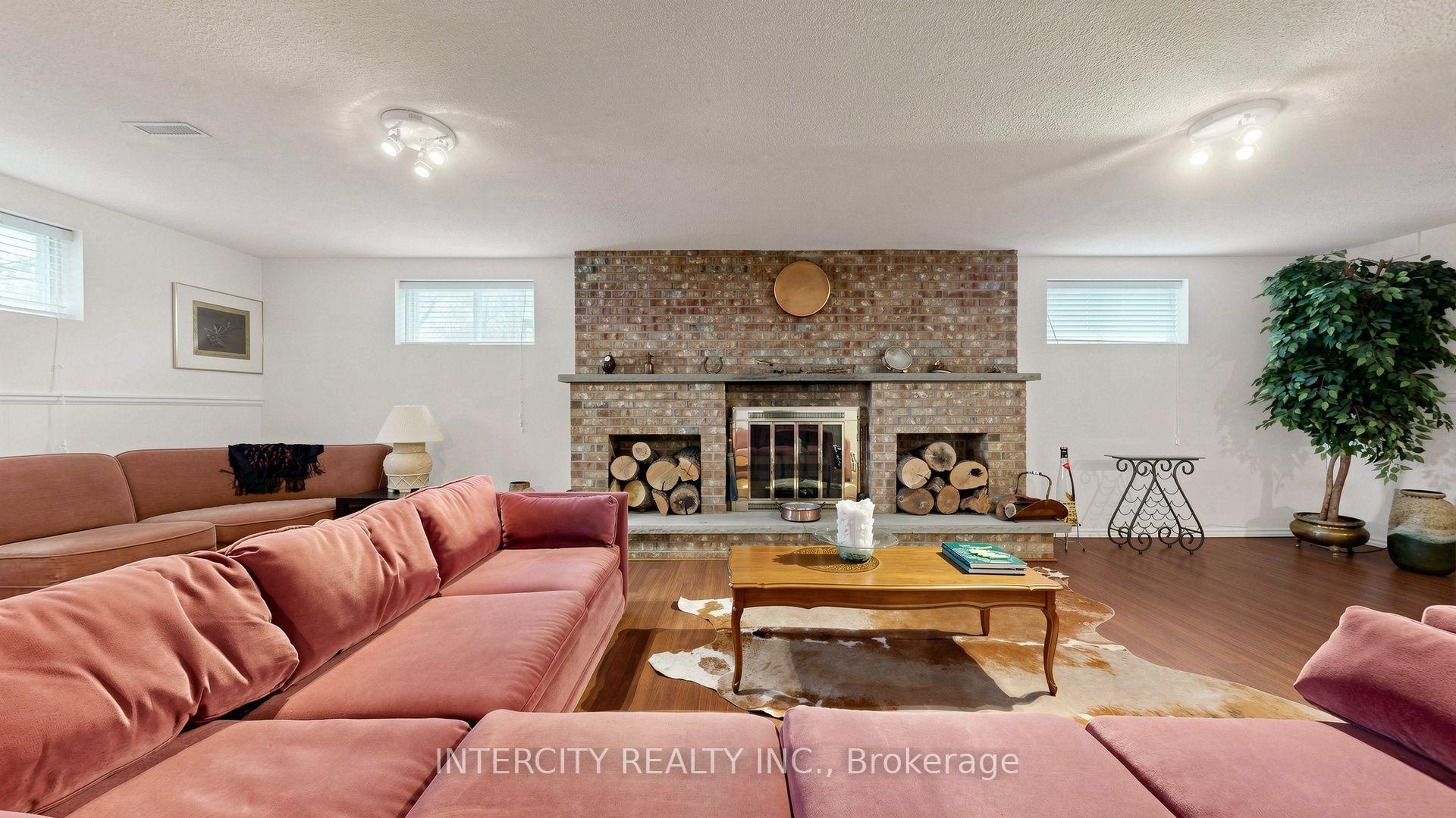 Photo 44 of 76 Spruce Avenue, Richmond Hill, South Richvale — HOMEH
