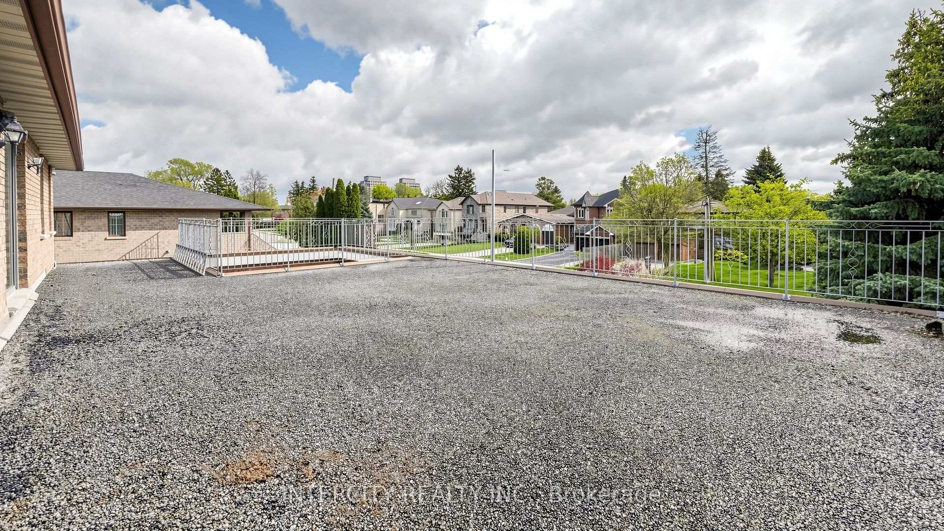 Photo 47 of 76 Spruce Avenue, Richmond Hill, South Richvale — HOMEH
