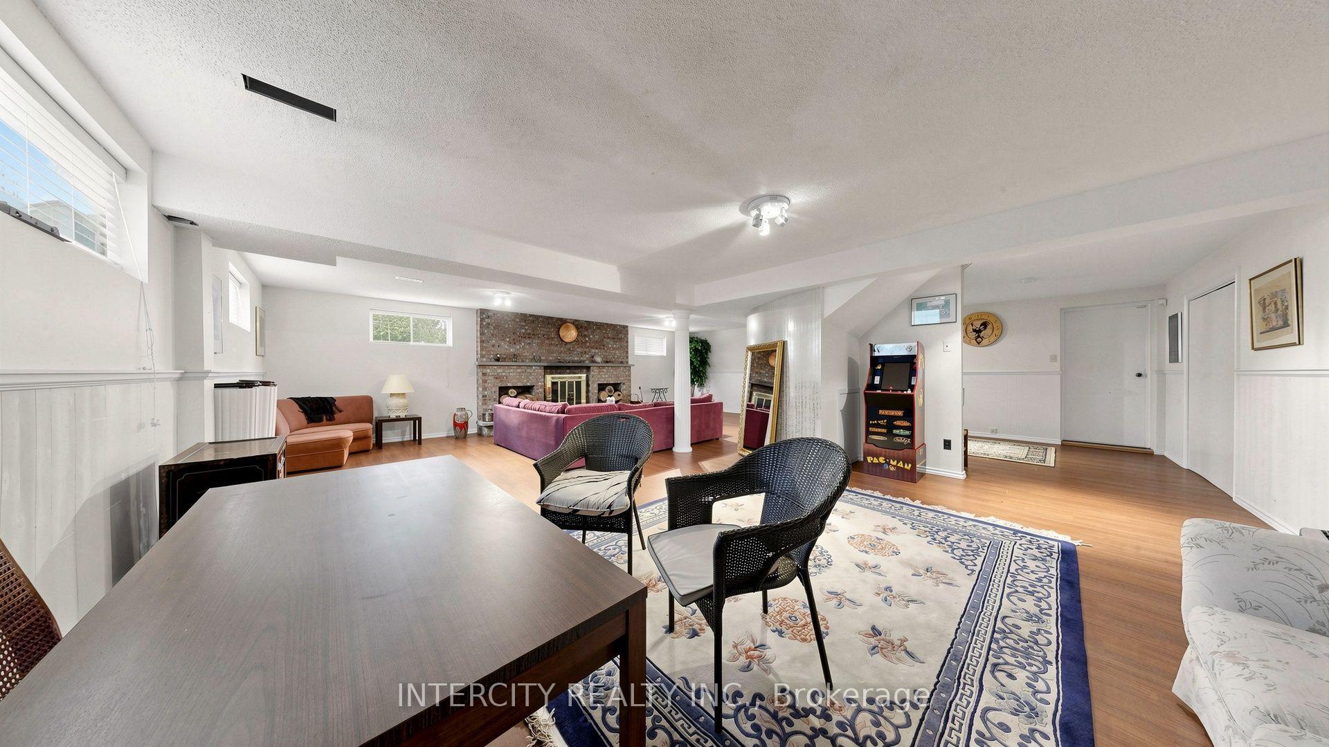 Photo 46 of 76 Spruce Avenue, Richmond Hill, South Richvale — HOMEH