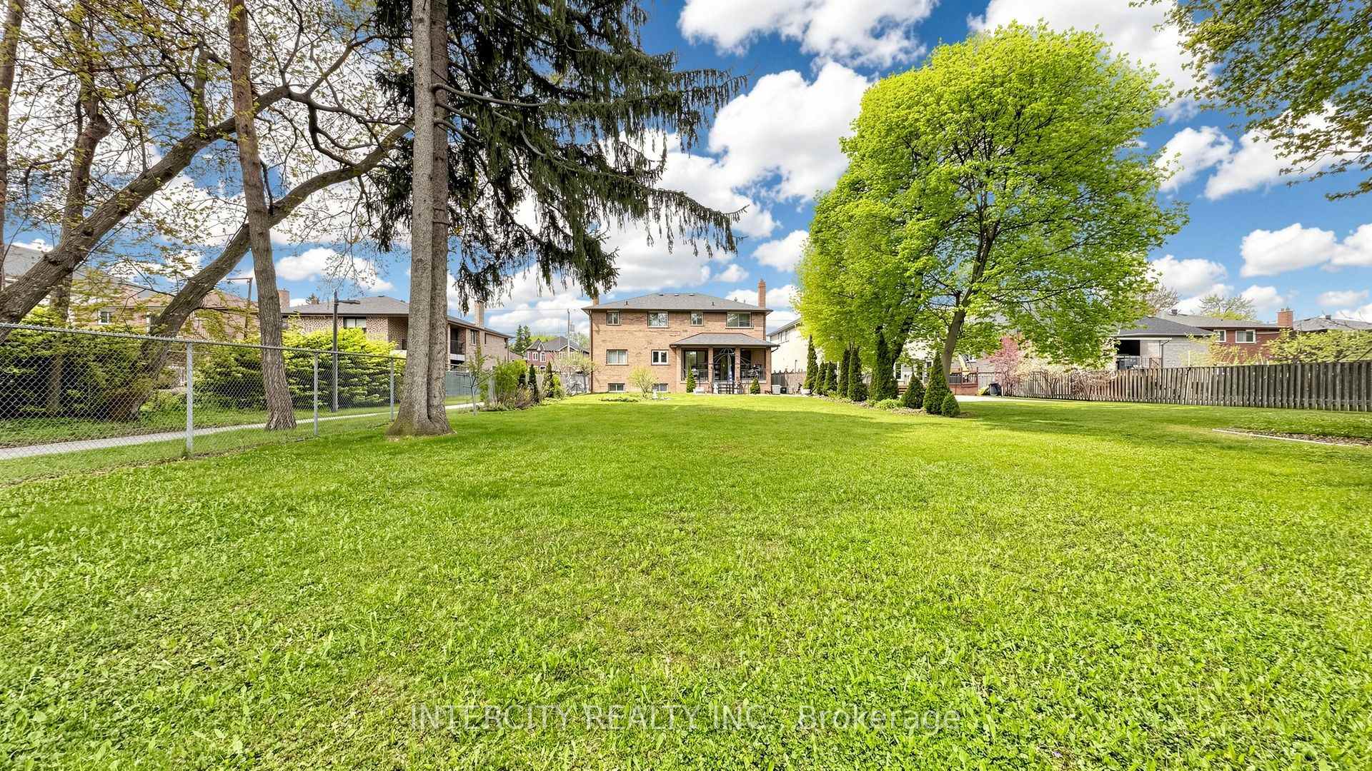 Photo 50 of 76 Spruce Avenue, Richmond Hill, South Richvale — HOMEH