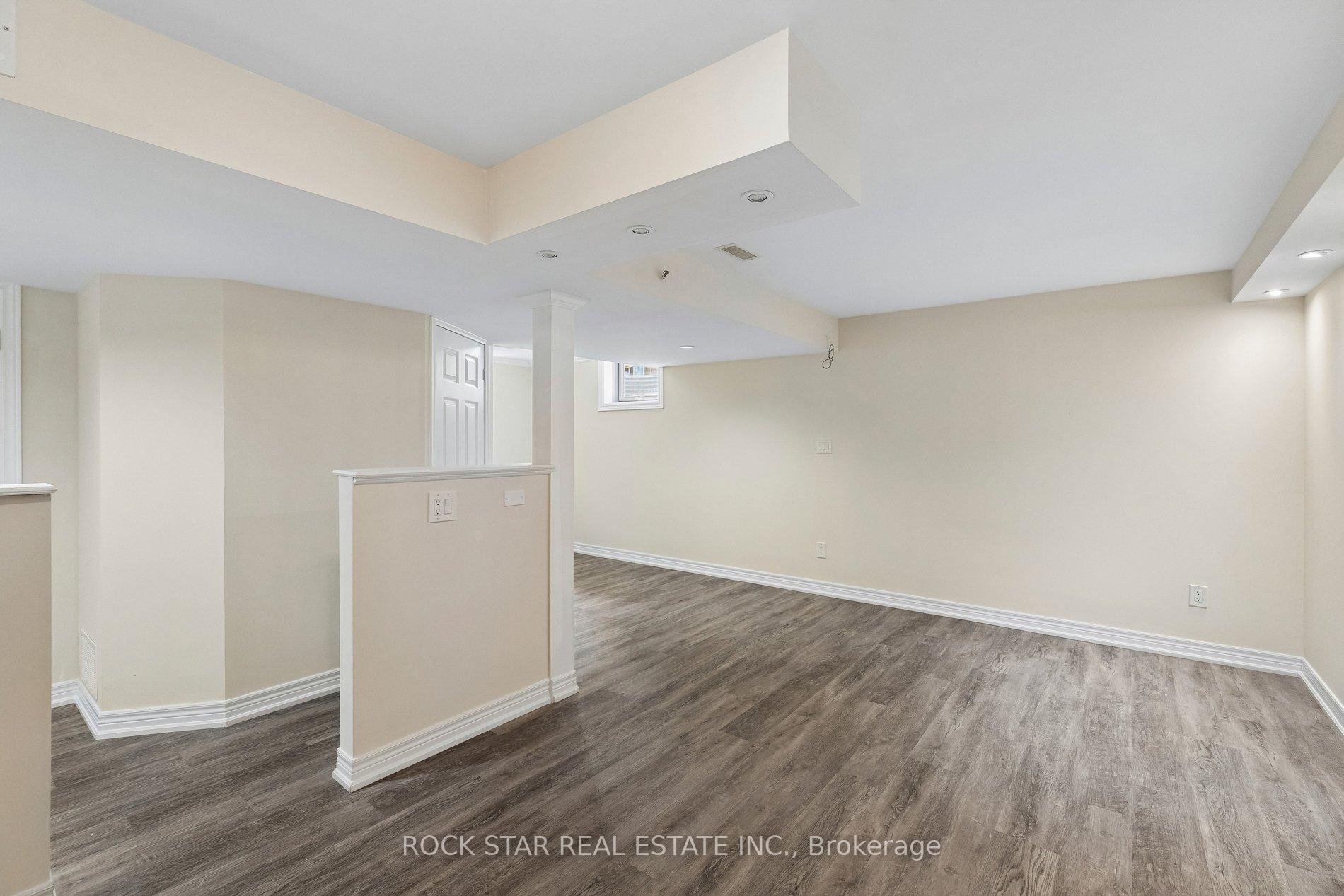Photo 22 of 36 Chicory Crescent, St. Catharines, Haig — HOMEH