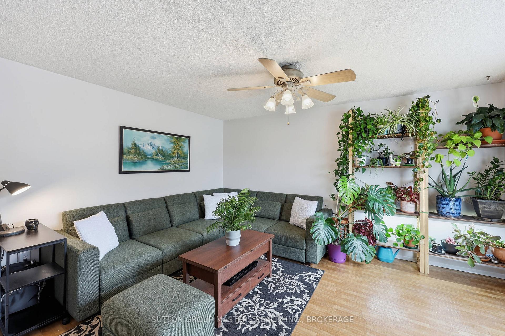 Photo 9 of 182 Rosemund Crescent, Kingston, West of Sir John A. Blvd — HOMEH