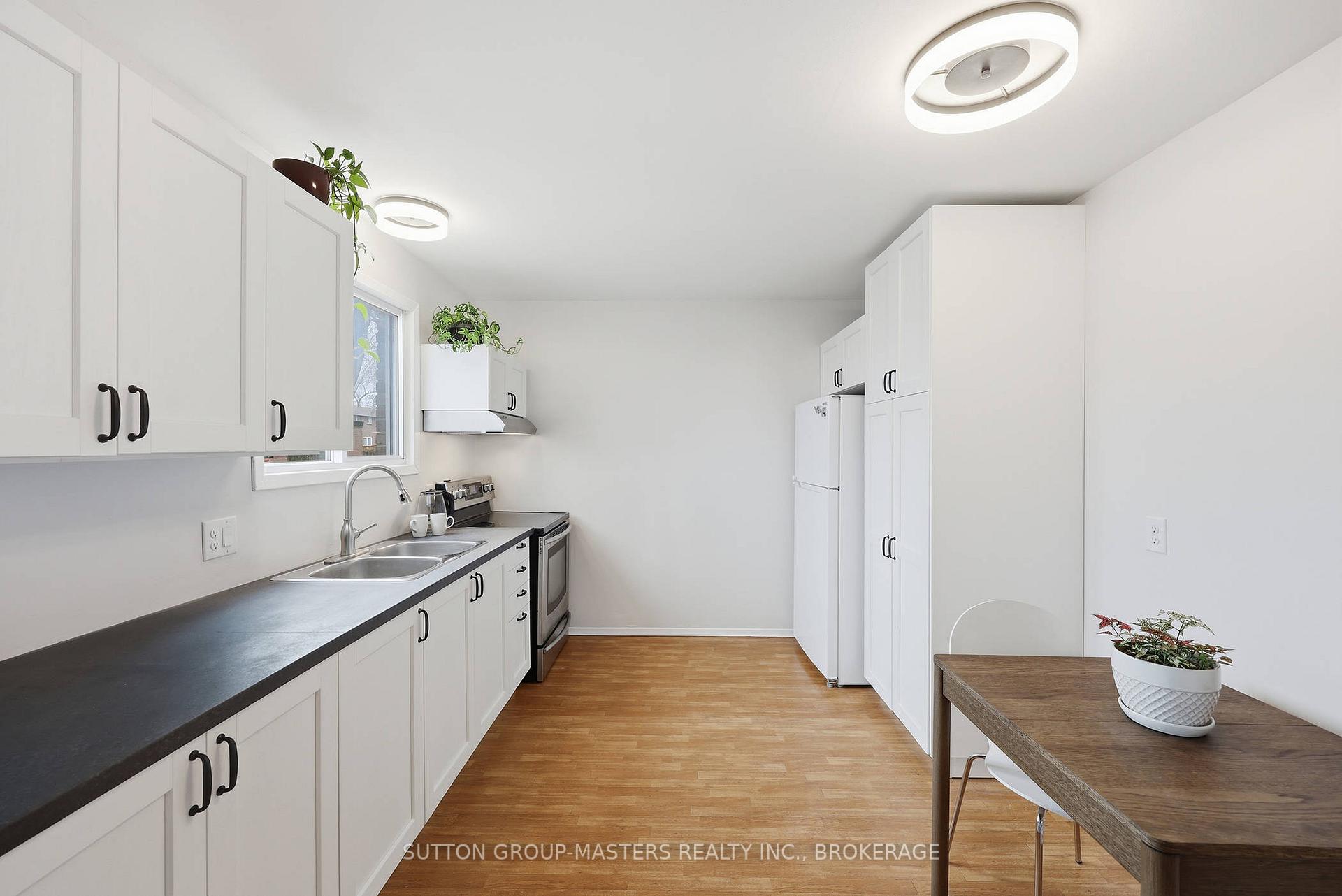Photo 12 of 182 Rosemund Crescent, Kingston, West of Sir John A. Blvd — HOMEH