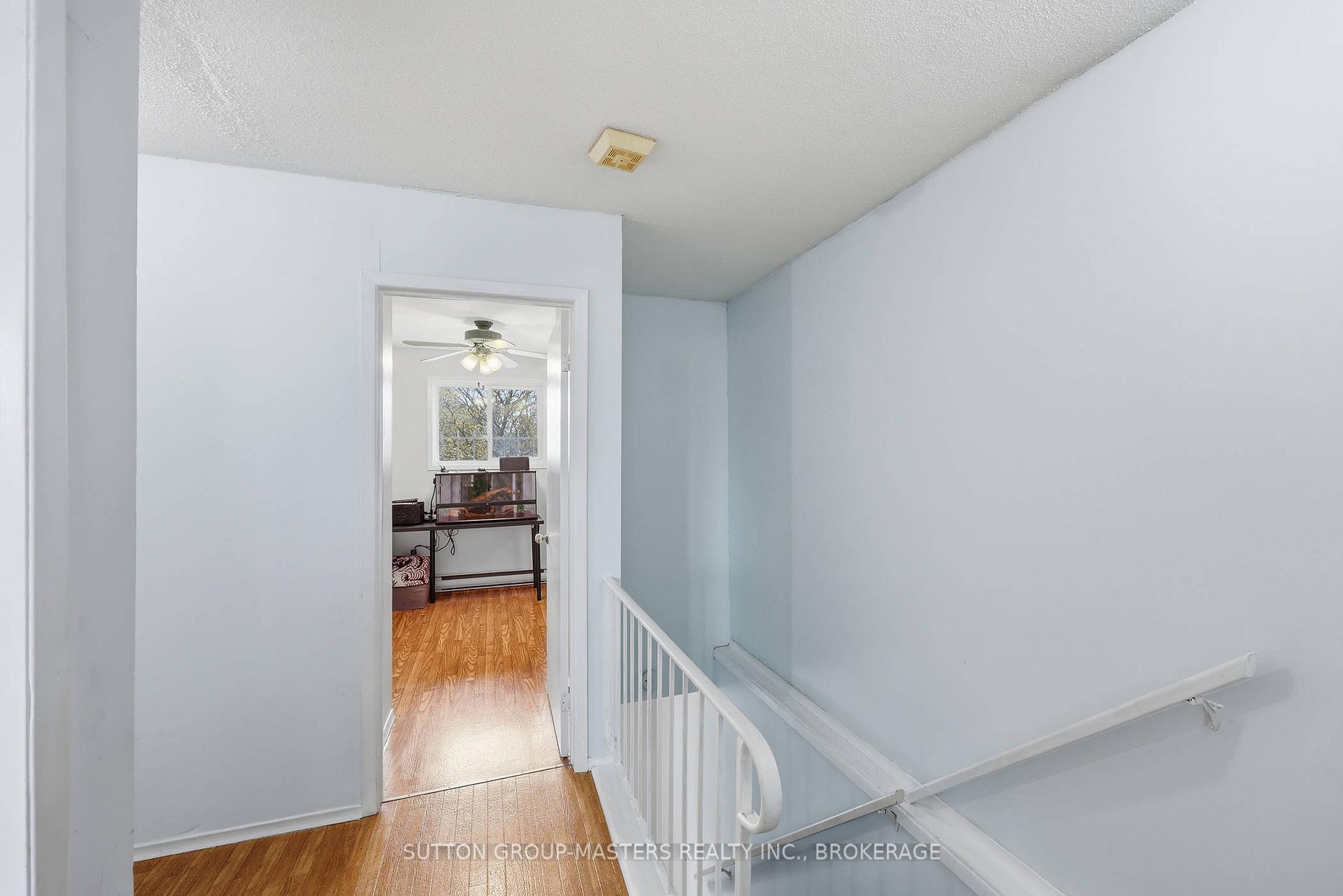 Photo 17 of 182 Rosemund Crescent, Kingston, West of Sir John A. Blvd — HOMEH