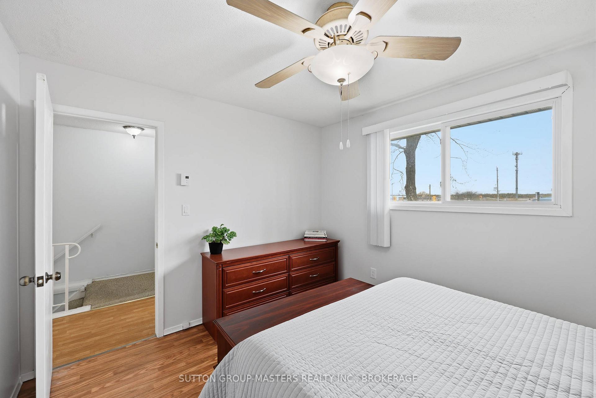 Photo 27 of 182 Rosemund Crescent, Kingston, West of Sir John A. Blvd — HOMEH