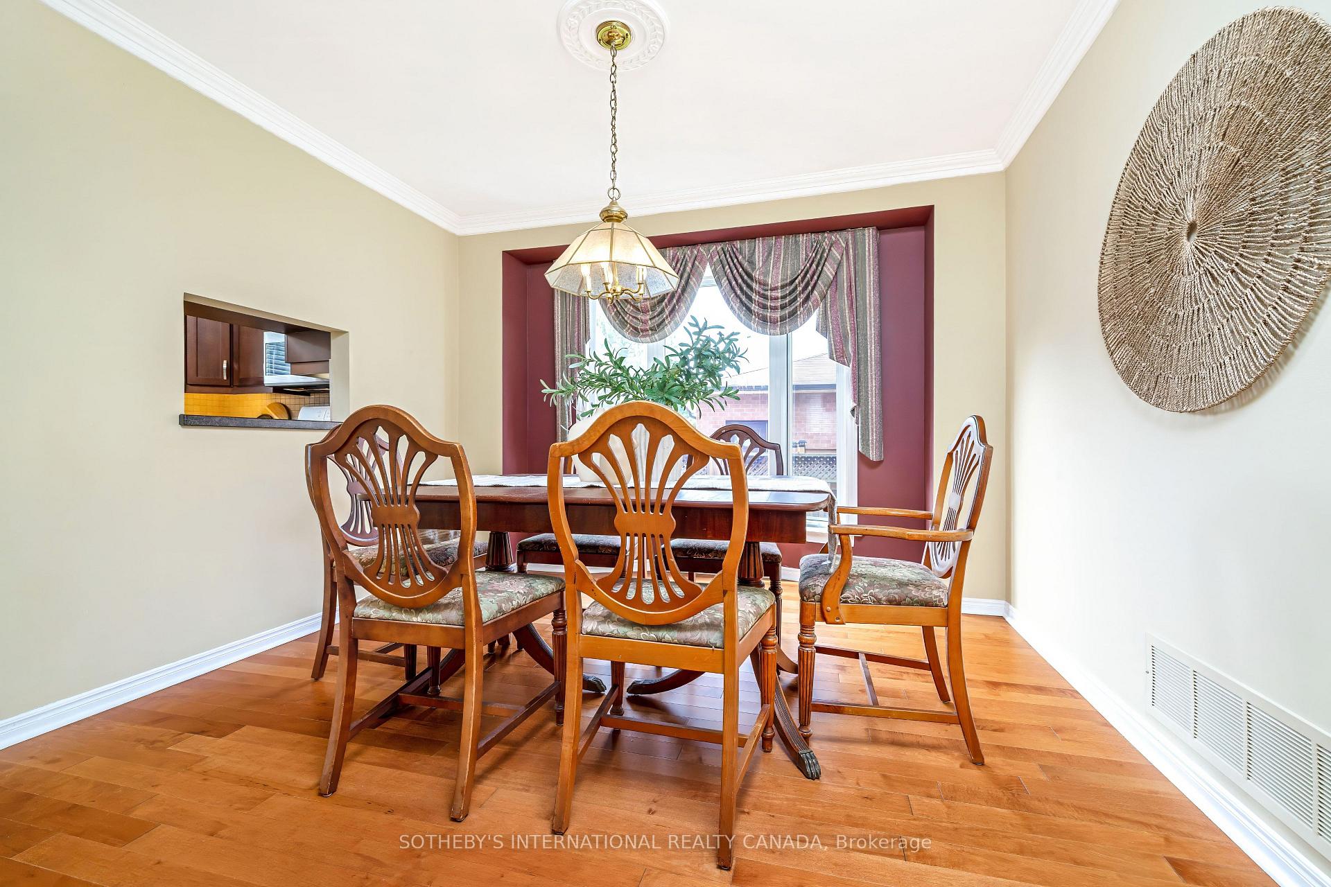 Photo 11 of 420 The Thicket, Mississauga, Lakeview — HOMEH