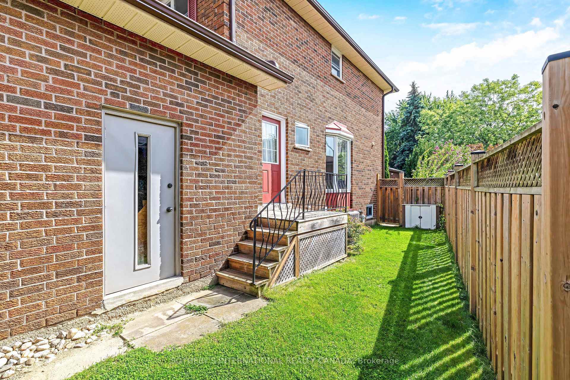 Photo 44 of 420 The Thicket, Mississauga, Lakeview — HOMEH