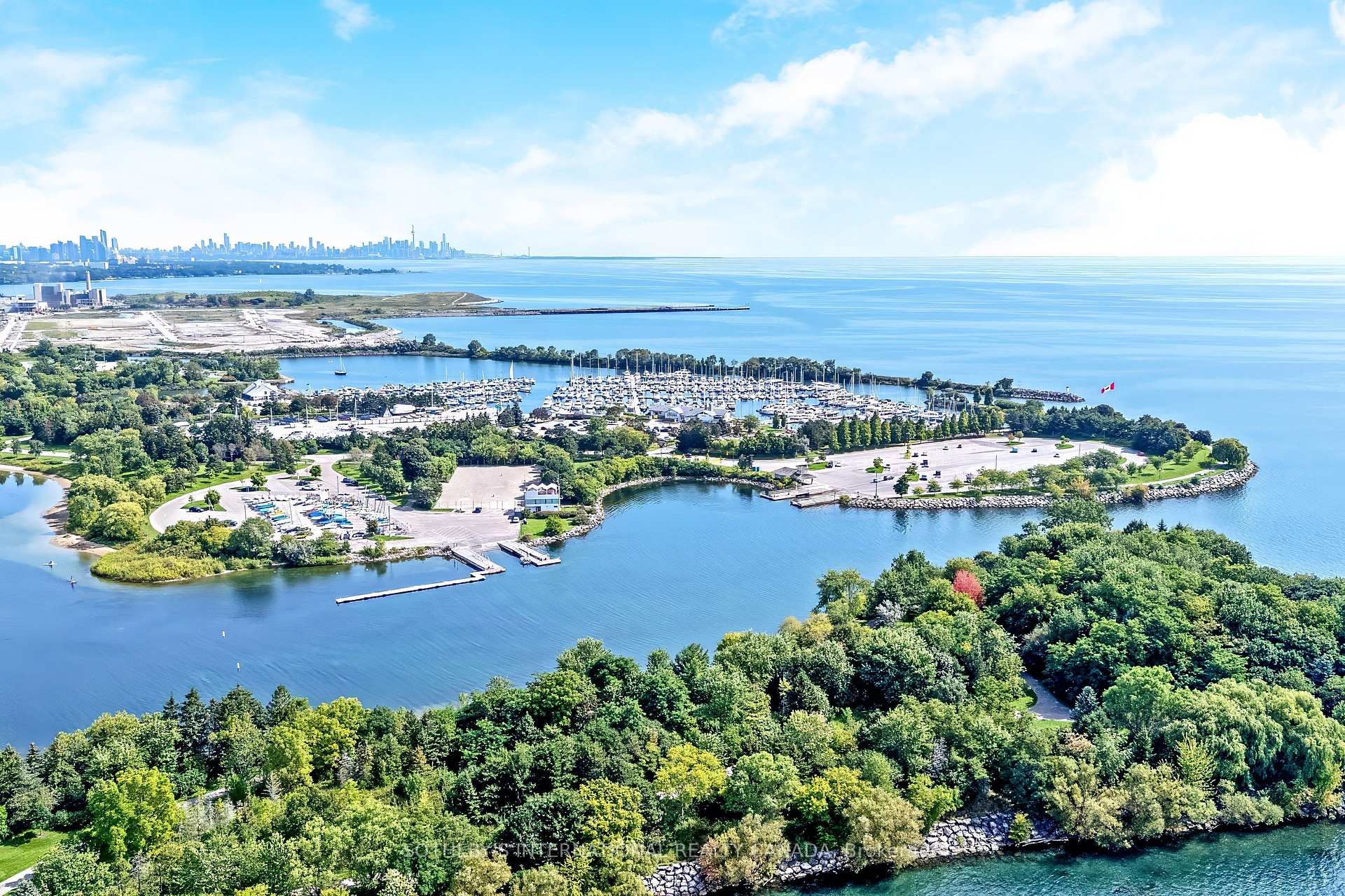 Photo 49 of 420 The Thicket, Mississauga, Lakeview — HOMEH