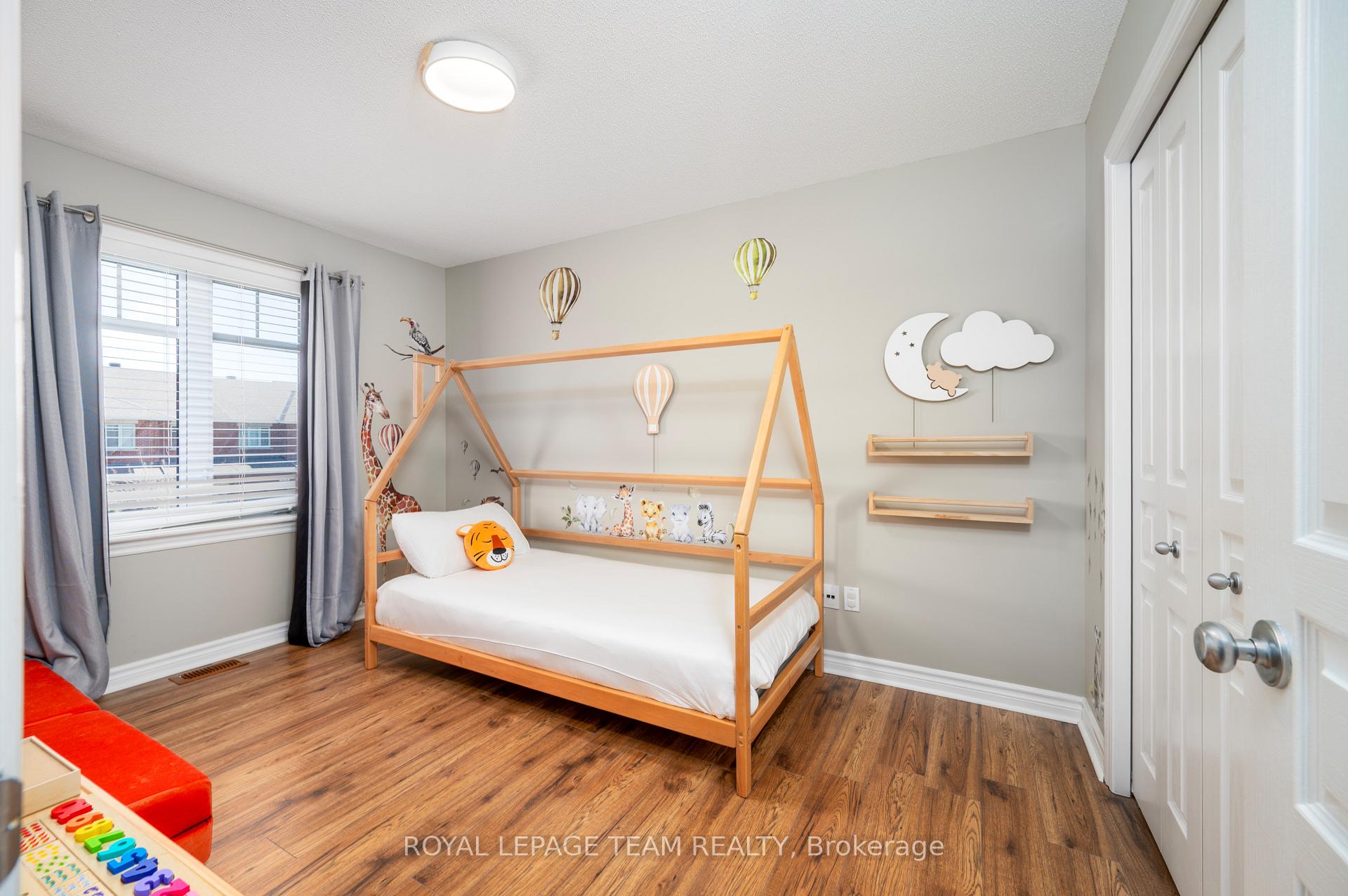 Photo 11 of 1431 Comfrey Crescent, Ottawa, Notting Hill/Summerside — HOMEH