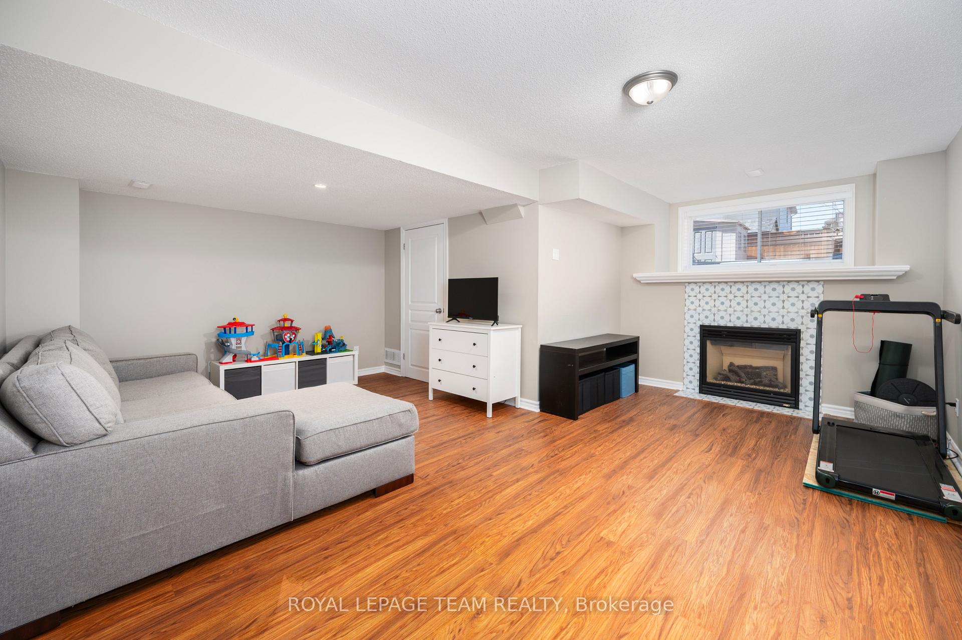 Photo 21 of 1431 Comfrey Crescent, Ottawa, Notting Hill/Summerside — HOMEH