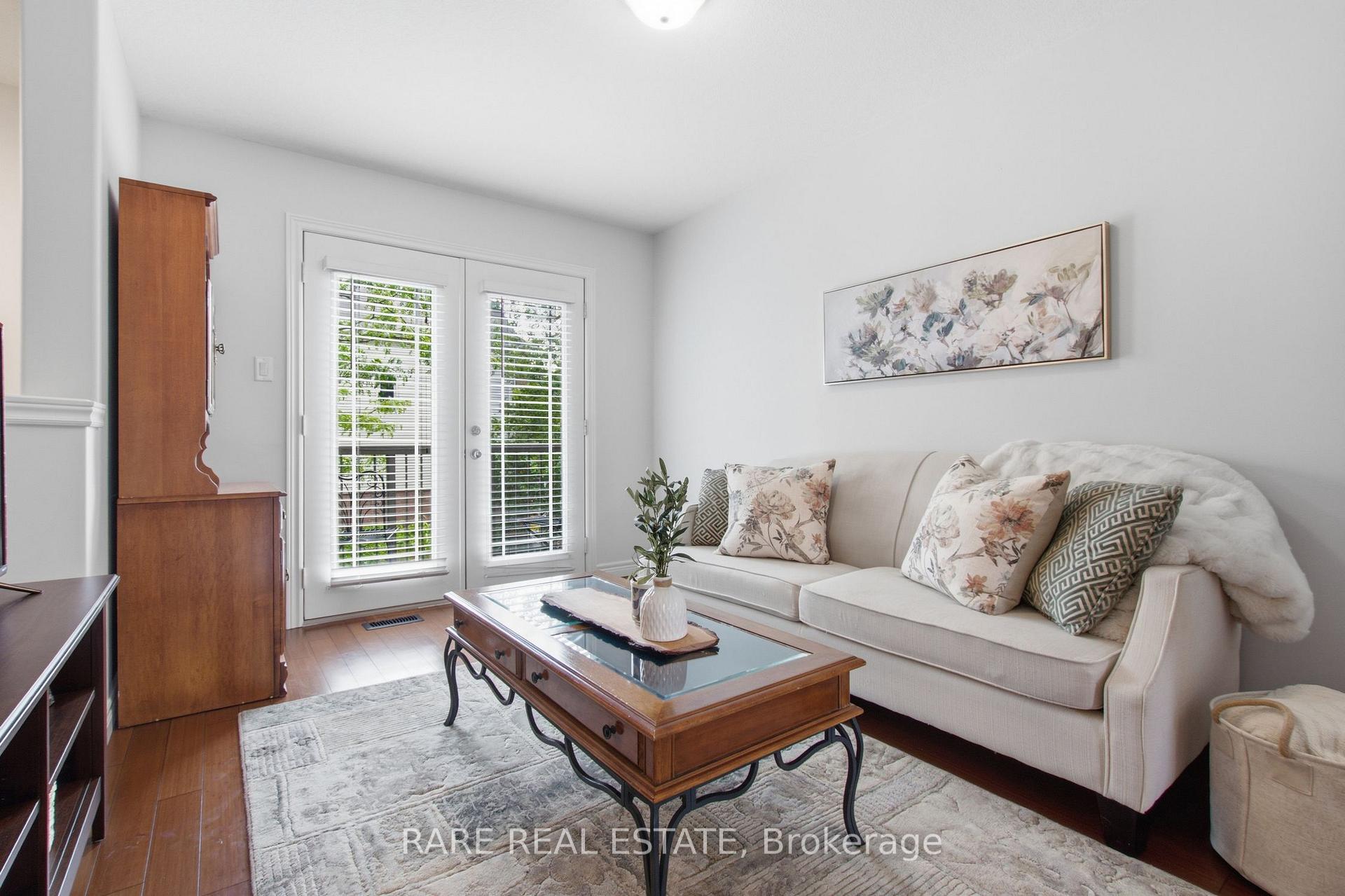 Photo 5 of Unit 5, 25 Viking Drive, Hamilton, Binbrook — HOMEH