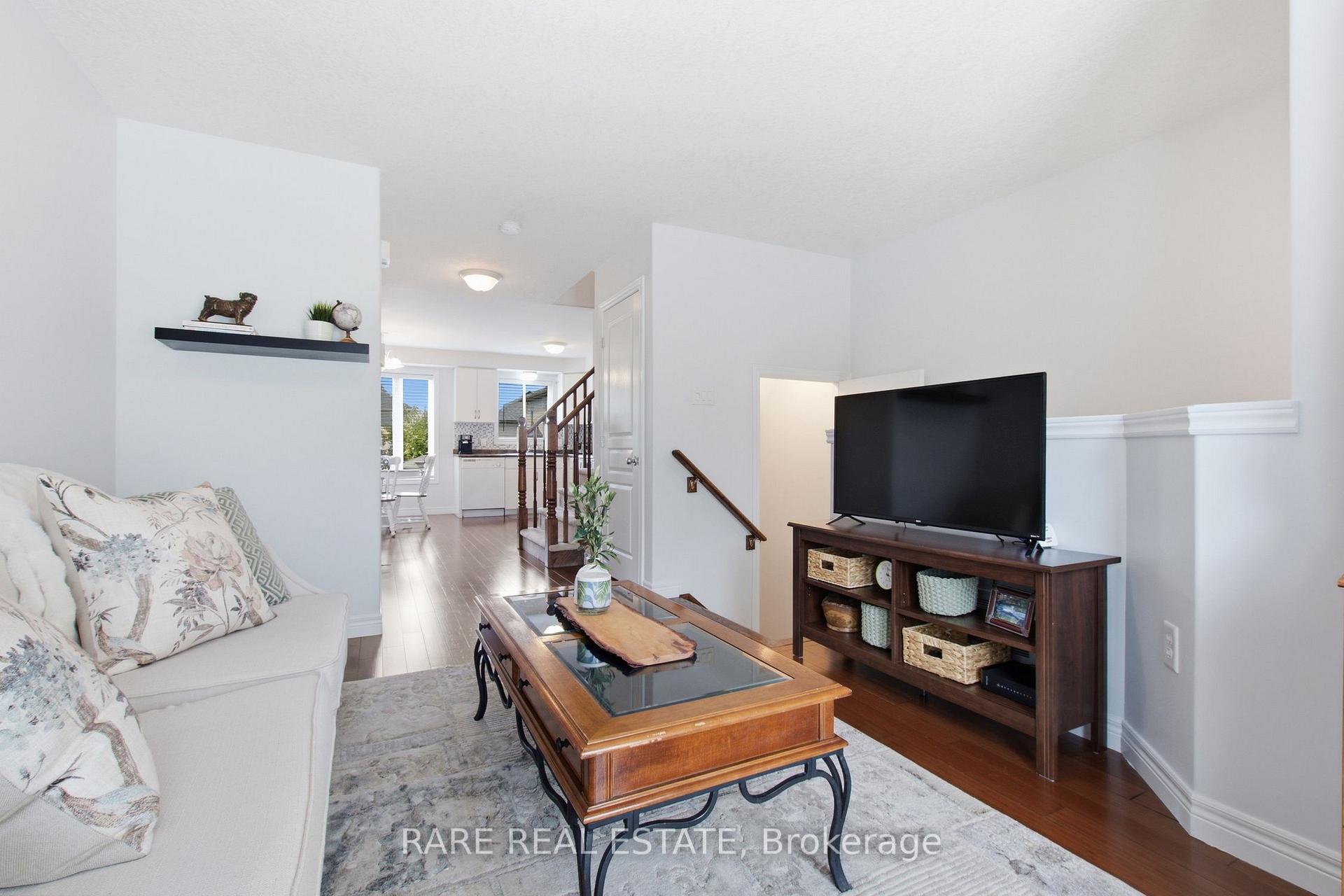 Photo 7 of Unit 5, 25 Viking Drive, Hamilton, Binbrook — HOMEH