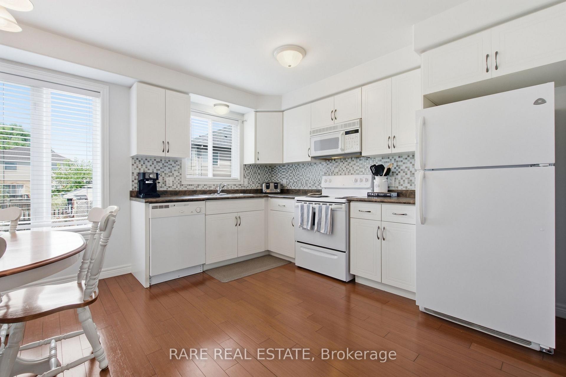 Photo 11 of Unit 5, 25 Viking Drive, Hamilton, Binbrook — HOMEH