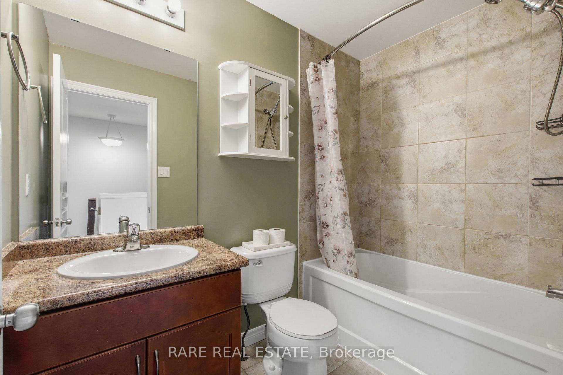 Photo 27 of Unit 5, 25 Viking Drive, Hamilton, Binbrook — HOMEH