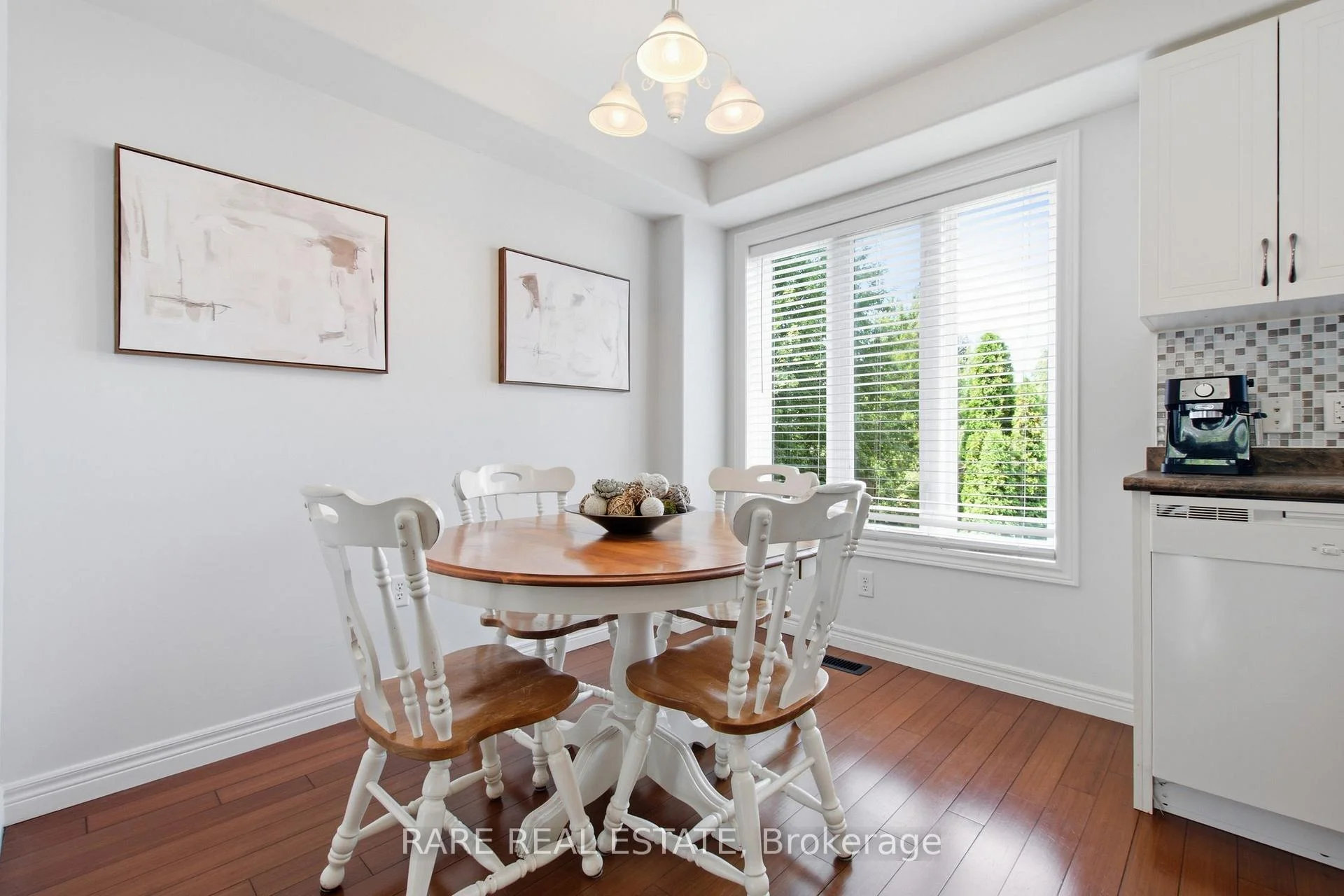 Photo 17 of Unit 5, 25 Viking Drive, Hamilton, Binbrook — HOMEH