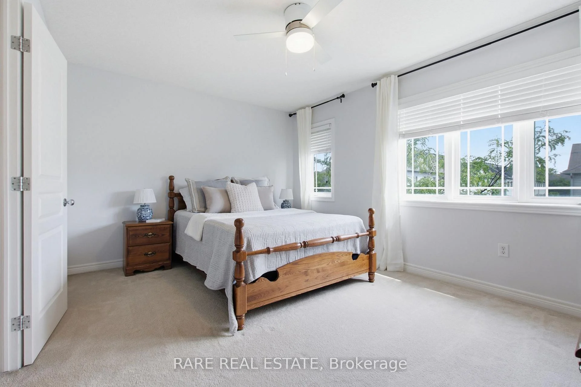 Photo 25 of Unit 5, 25 Viking Drive, Hamilton, Binbrook — HOMEH