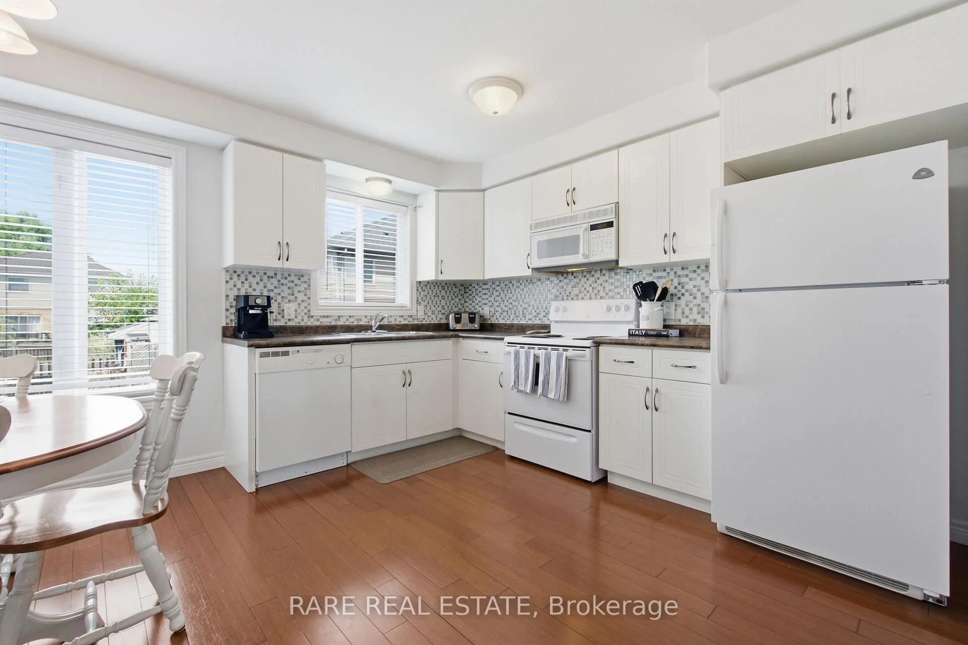 Photo 30 of Unit 5, 25 Viking Drive, Hamilton, Binbrook — HOMEH